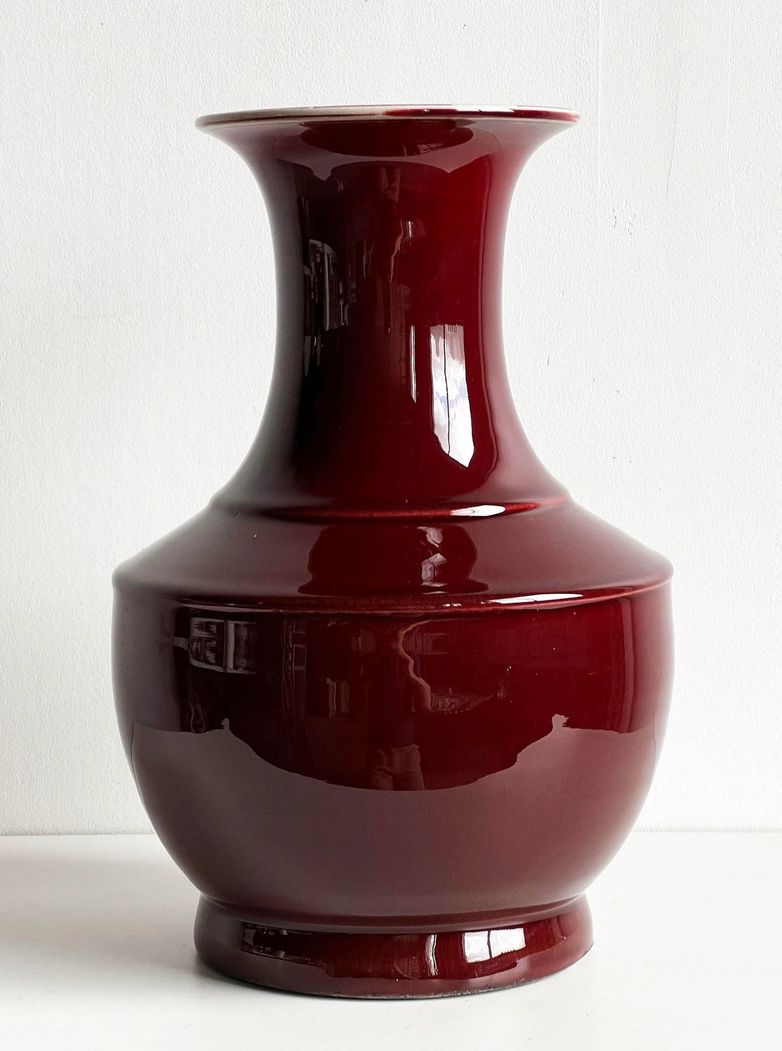 Early 20th C. Sang De Boeuf Oxblood Glazed Chinese Vase - 2