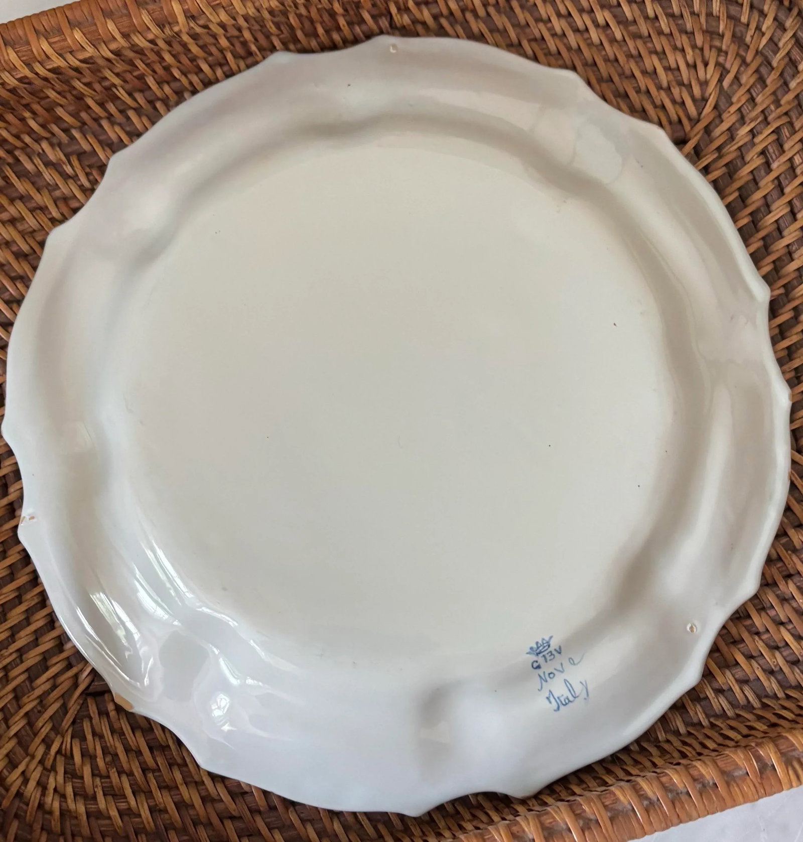 Late 20th Century Italian Mid-Century Hand Painted Floral Plate - 4
