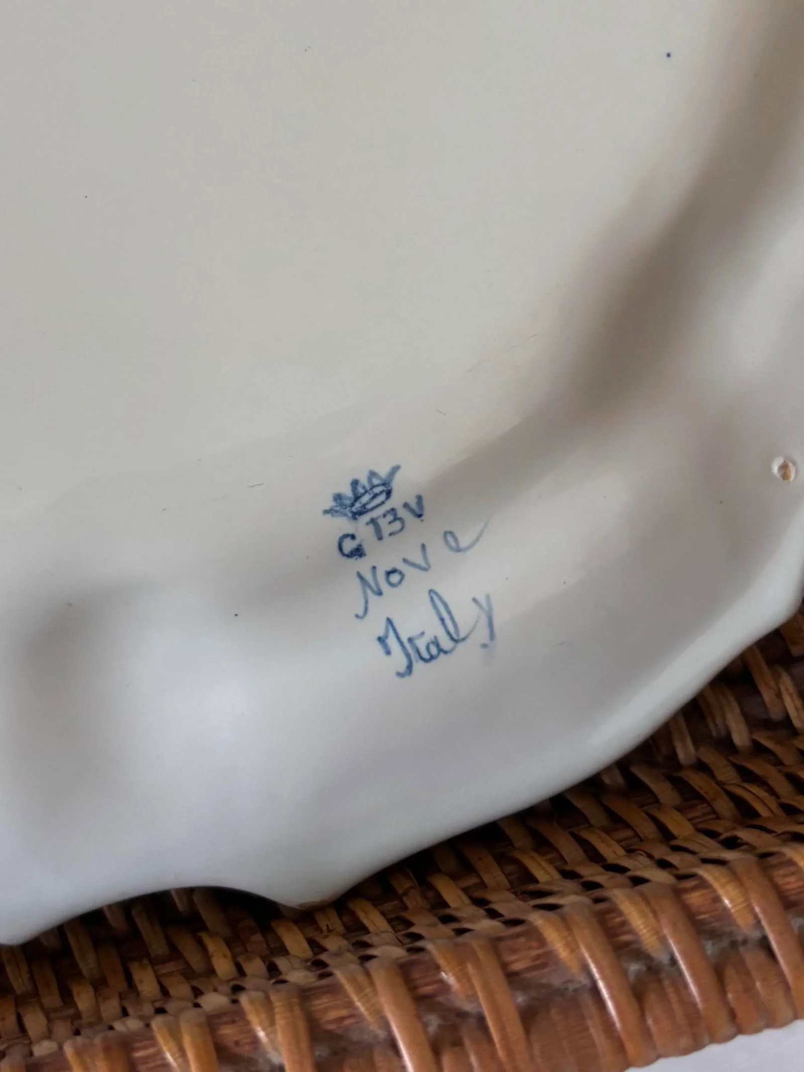 Late 20th Century Italian Mid-Century Hand Painted Floral Plate - 5