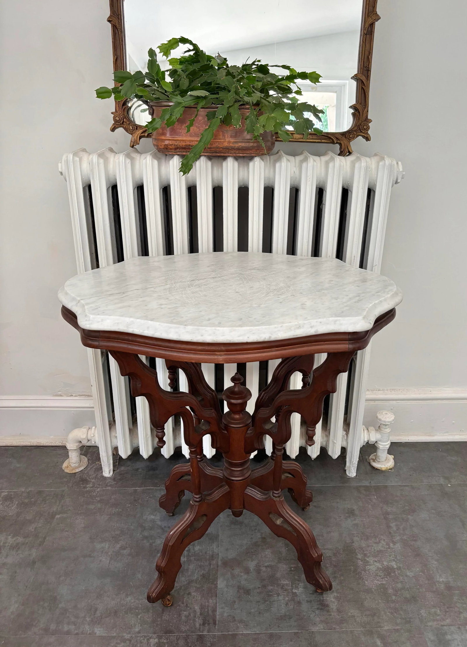 1800s Victorian Carved Mahogany Marble Top Table on Casters - 2