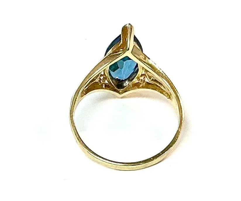 Marquise Blue Topaz 14k Yellow Gold Ring - 5