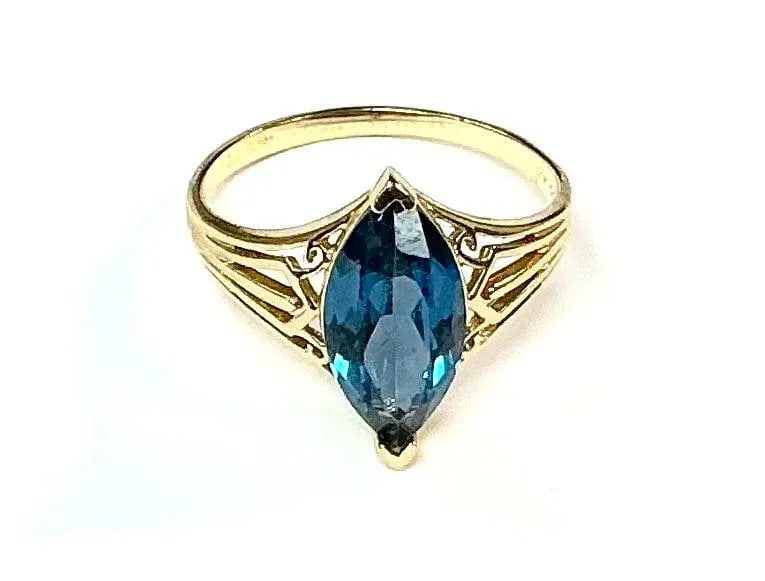 Marquise Blue Topaz 14k Yellow Gold Ring - 7