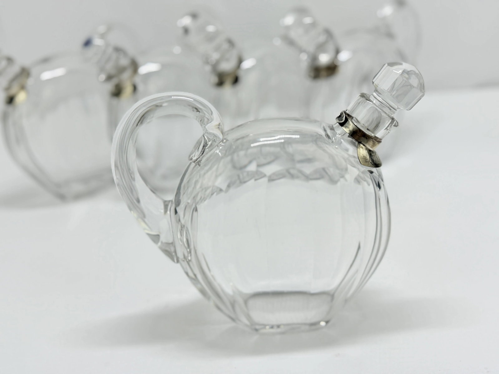 Set of 5 Crystal Liqueur Decanters by Jacques Adnet for Baccarat, Circa 1930 - 6
