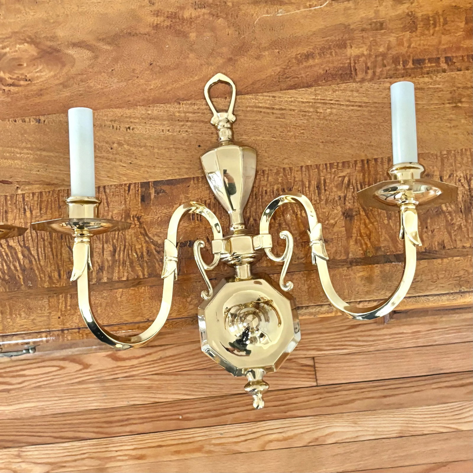 1980s Georgian Brass Wall Sconces, a Pair - 2