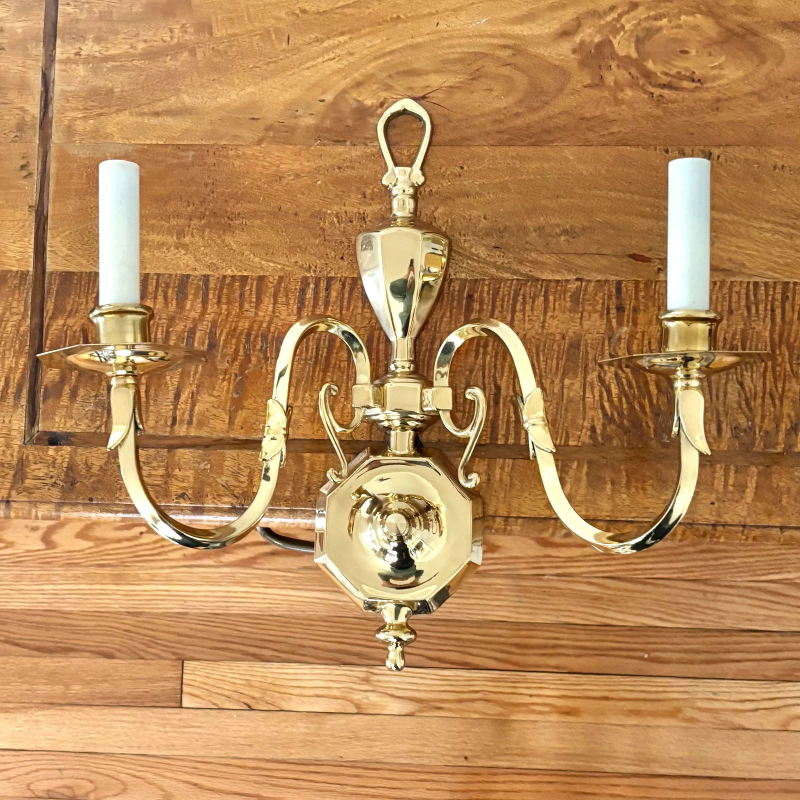 1980s Georgian Brass Wall Sconces, a Pair - 5