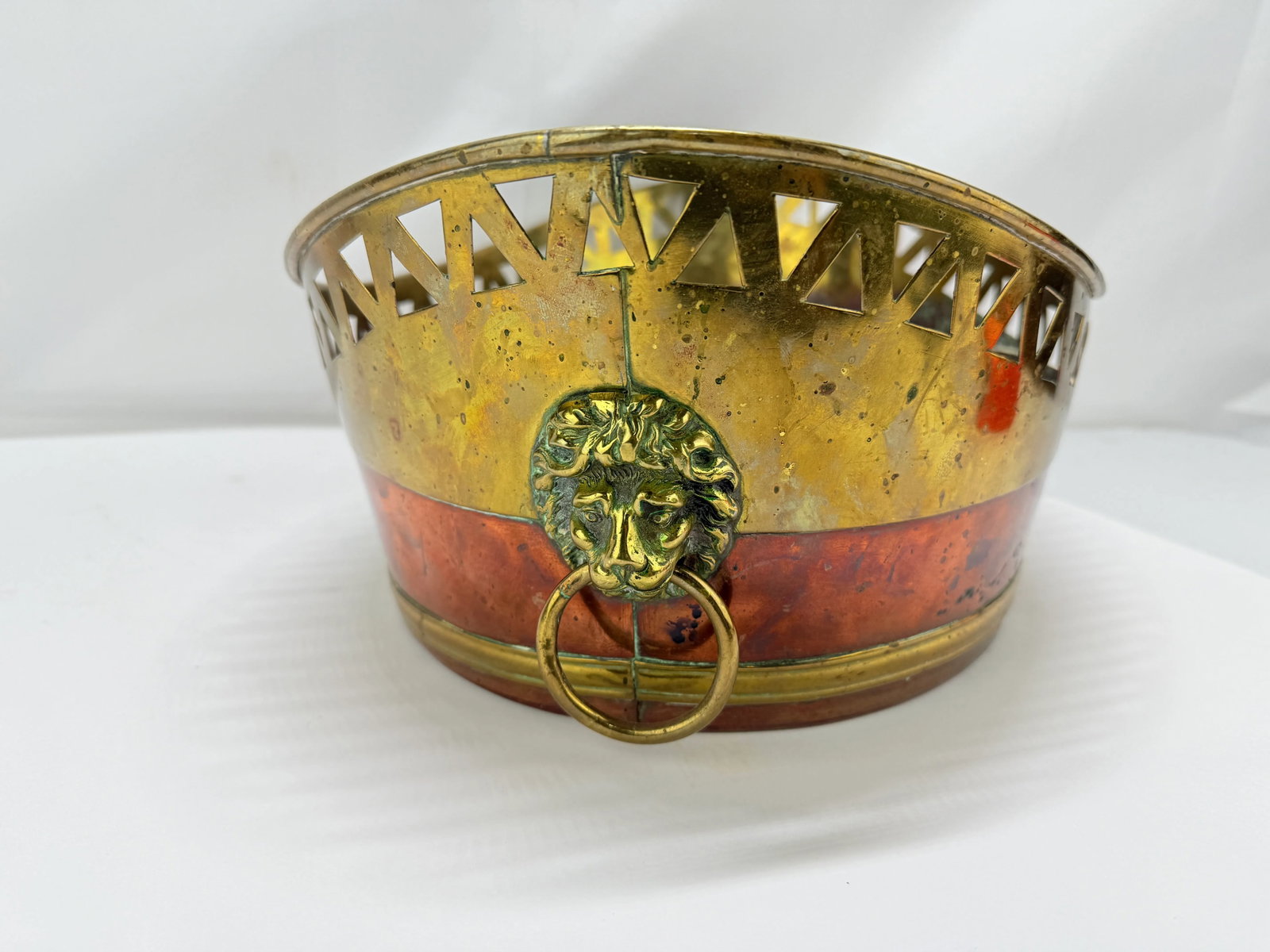 English 19th Century, Copper and Brass Jardinière or Wine Cooler W/ Lion Mounts - 3