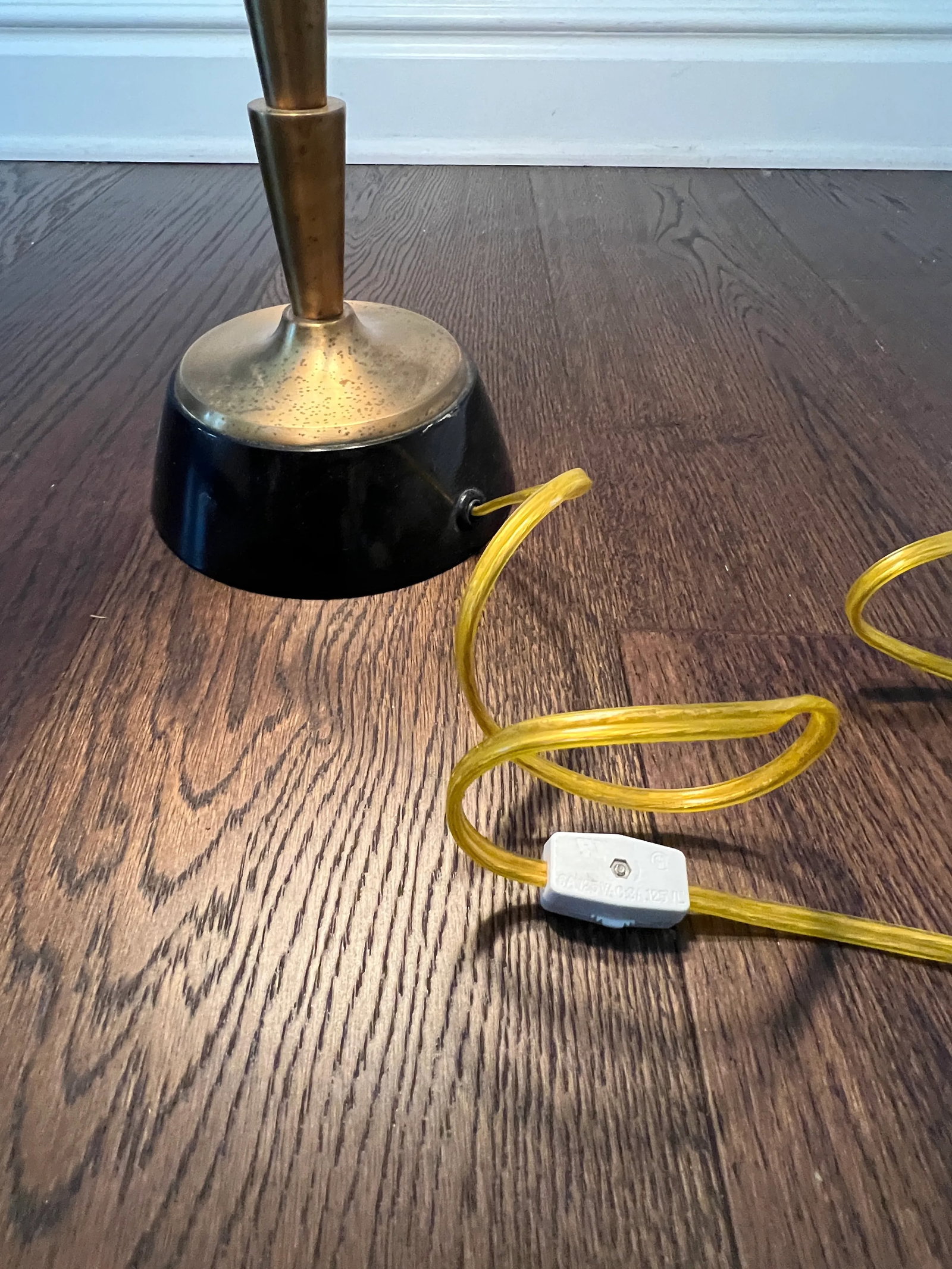 Global Views Brass Lamp With Brass Shade - 7