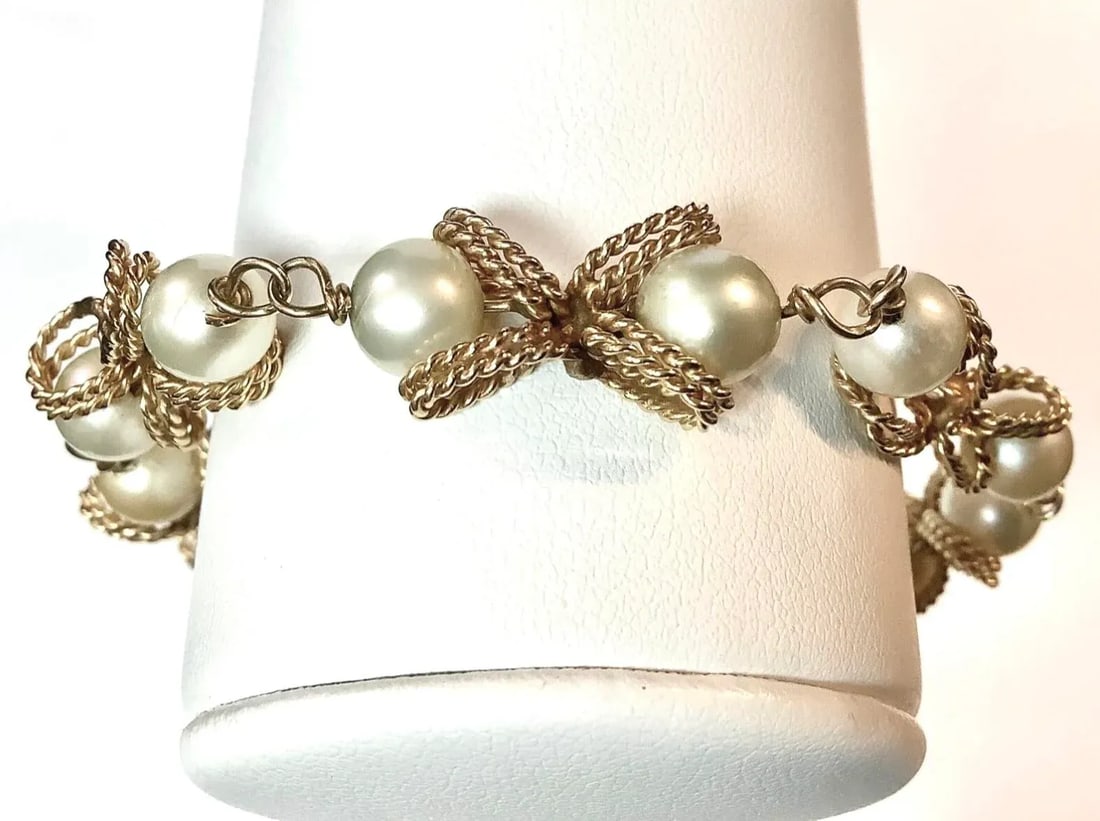 Vintage 14k Yellow Gold and Pearl Bracelet - 4