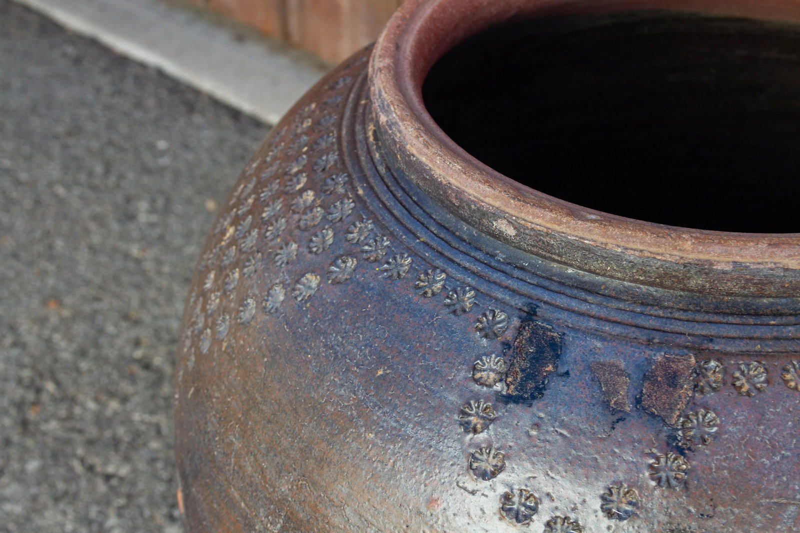 Antique Southern Indian Martaban Jar - 4