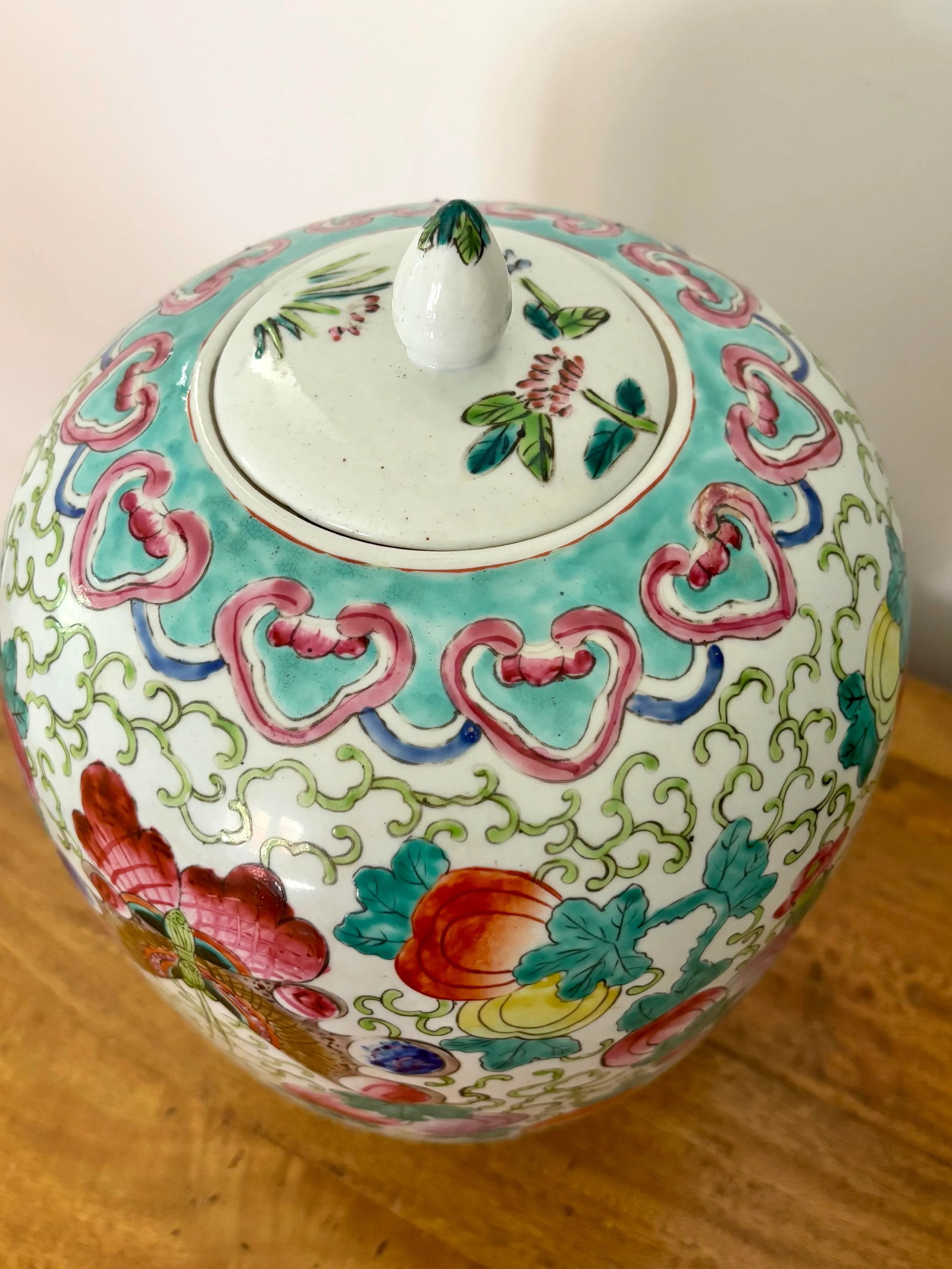 Large Vintage Butterfly and Fruit Ginger Jar - 7