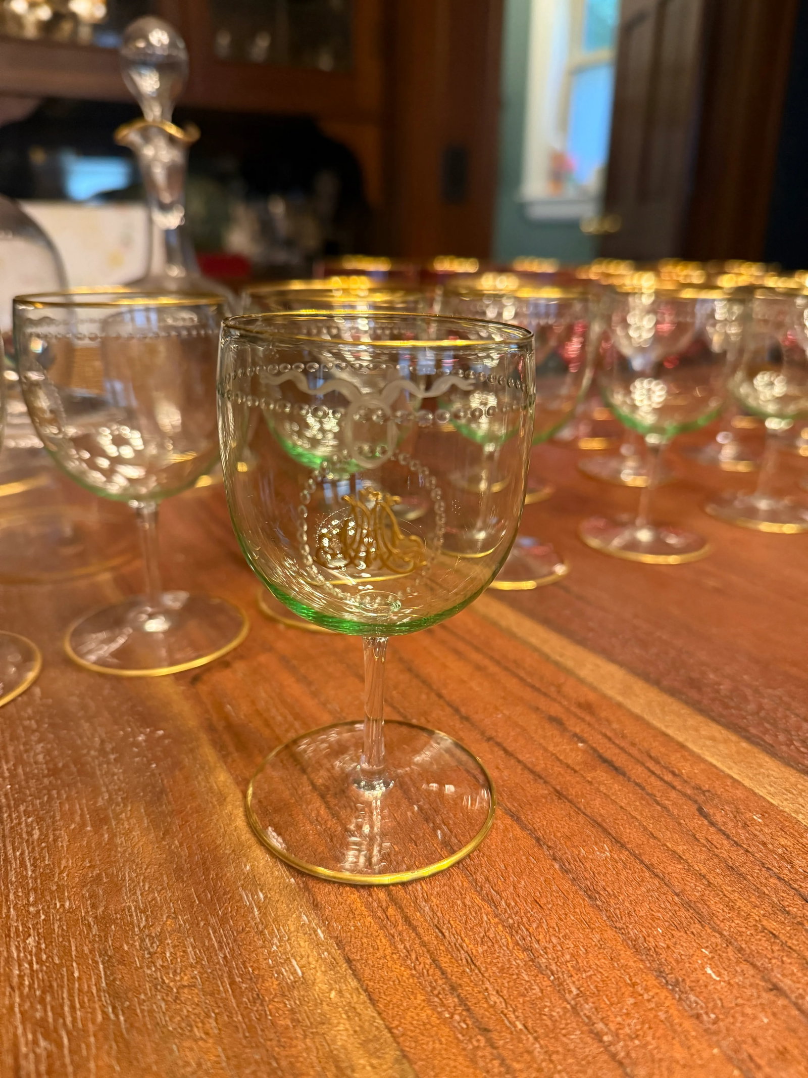 101 Pc, Belle Époque Gilt-Monogrammed Crystal Service, in the Manner of Baccarat - 7