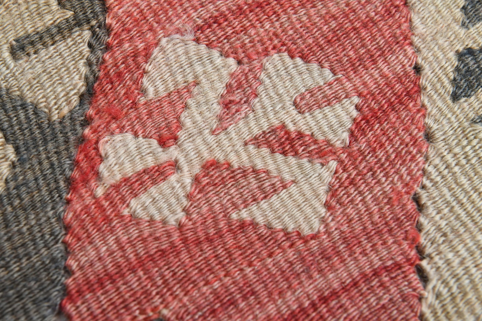 1970s Turkish Oushak Handmade Wool Cotton Red Kilim Runner Rug - 8