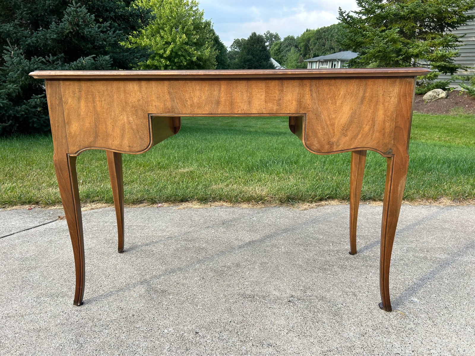 Vintage Mid-Century French Louis XV Directoire Writing Desk by Baker Furniture - 8