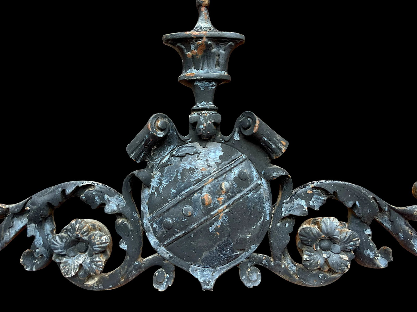 Pair of Antique Cast Iron Architectural Remnant Fragments With Heraldic Crest Motif "” 19th - 11