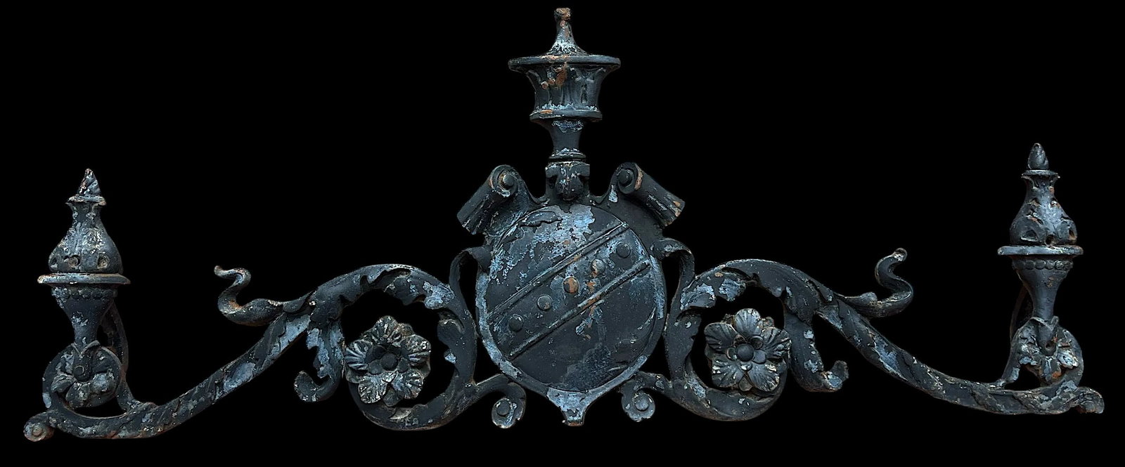 Pair of Antique Cast Iron Architectural Remnant Fragments With Heraldic Crest Motif "” 19th - 3