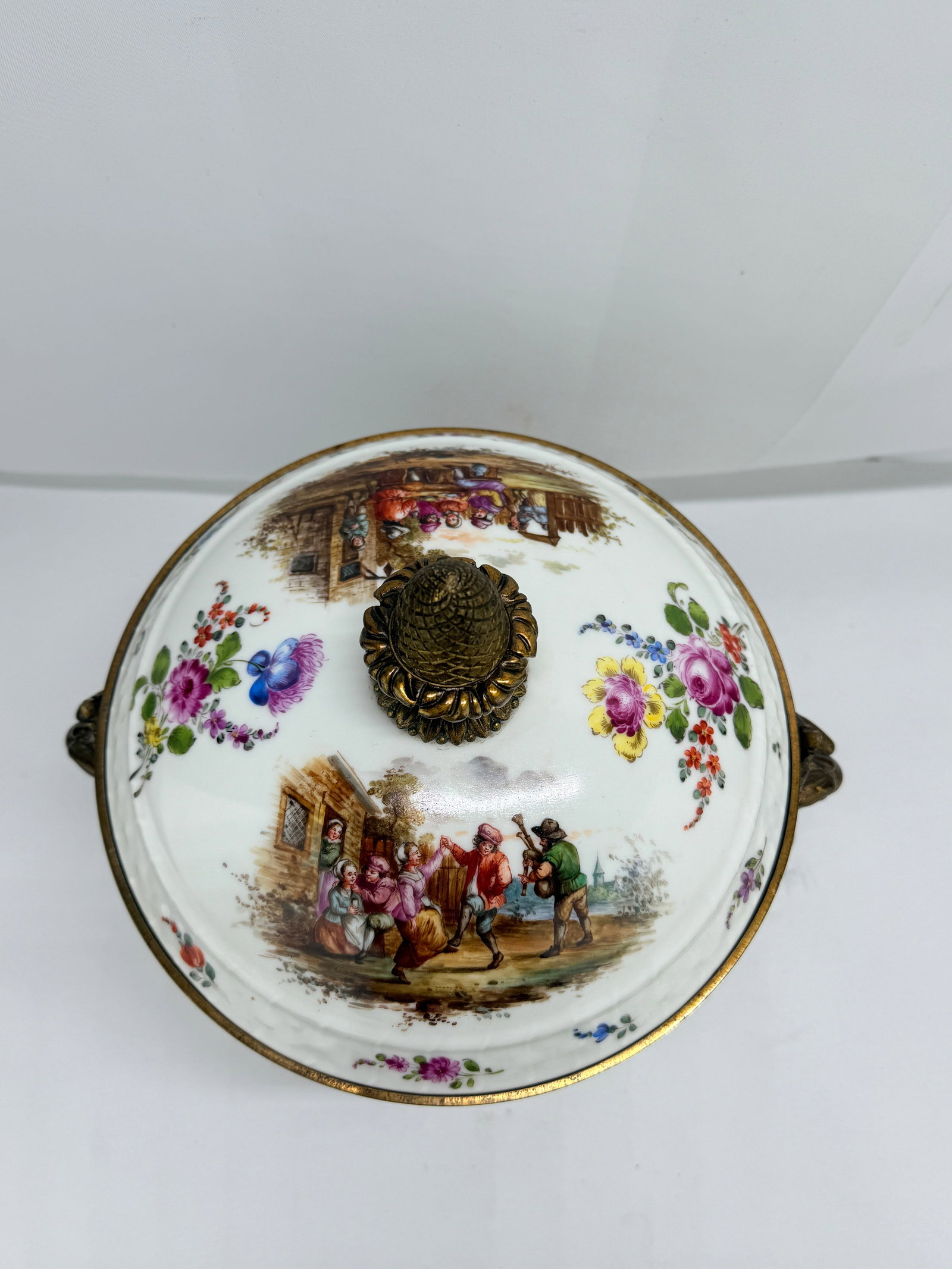 Large Samson Porcelain and Ormolu Covered Urn in the Meissen Style, Late 19th C - 11