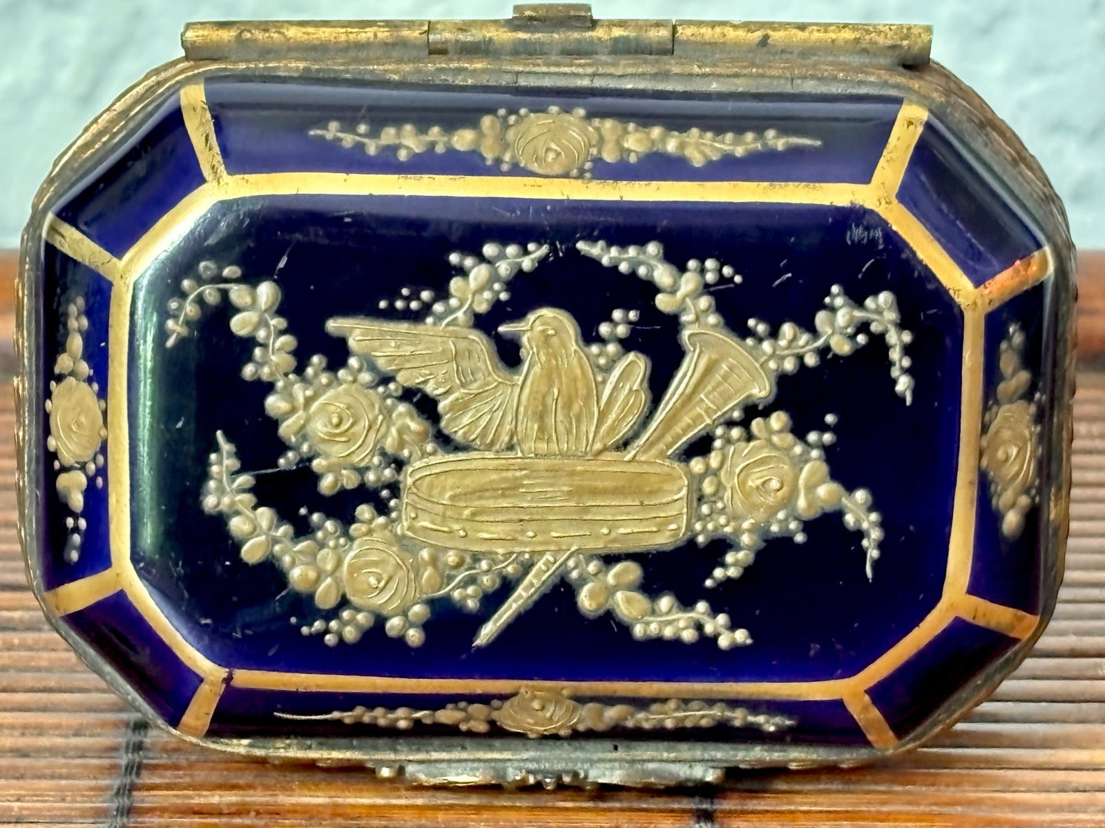 Antique French Sevres Style Porcelain Jewelry Casket Dresser Trinket Box - 3
