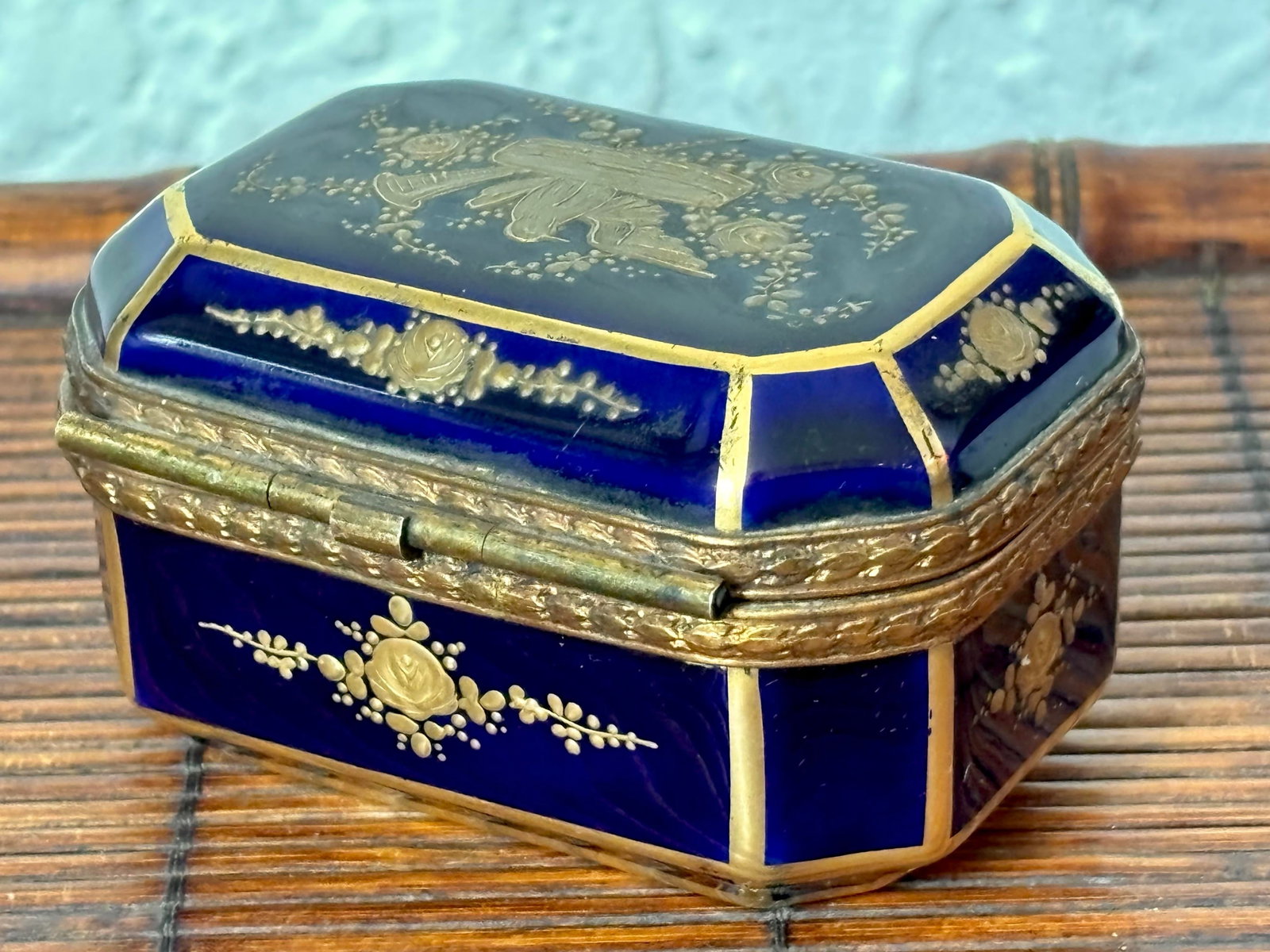 Antique French Sevres Style Porcelain Jewelry Casket Dresser Trinket Box - 5