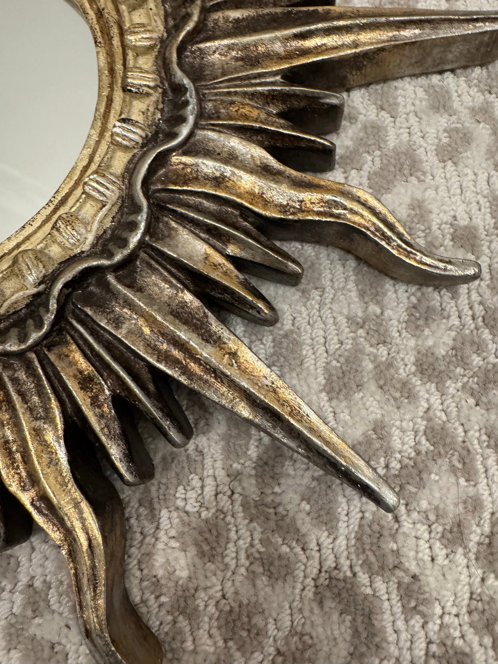 Vintage Silver and Gilt Sunburst Mirrors – A Pair. Heavy Plaster Hollywood Regency / Spanish - 4
