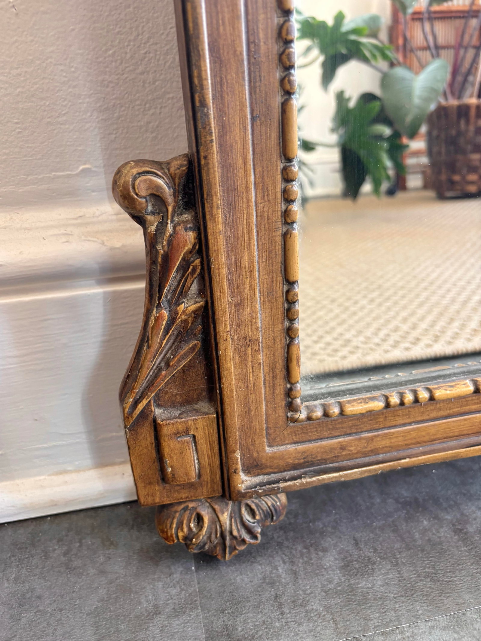 Early 20th Century French Louis XVI Carved Gilt Flame and Quiver Mirror - 9
