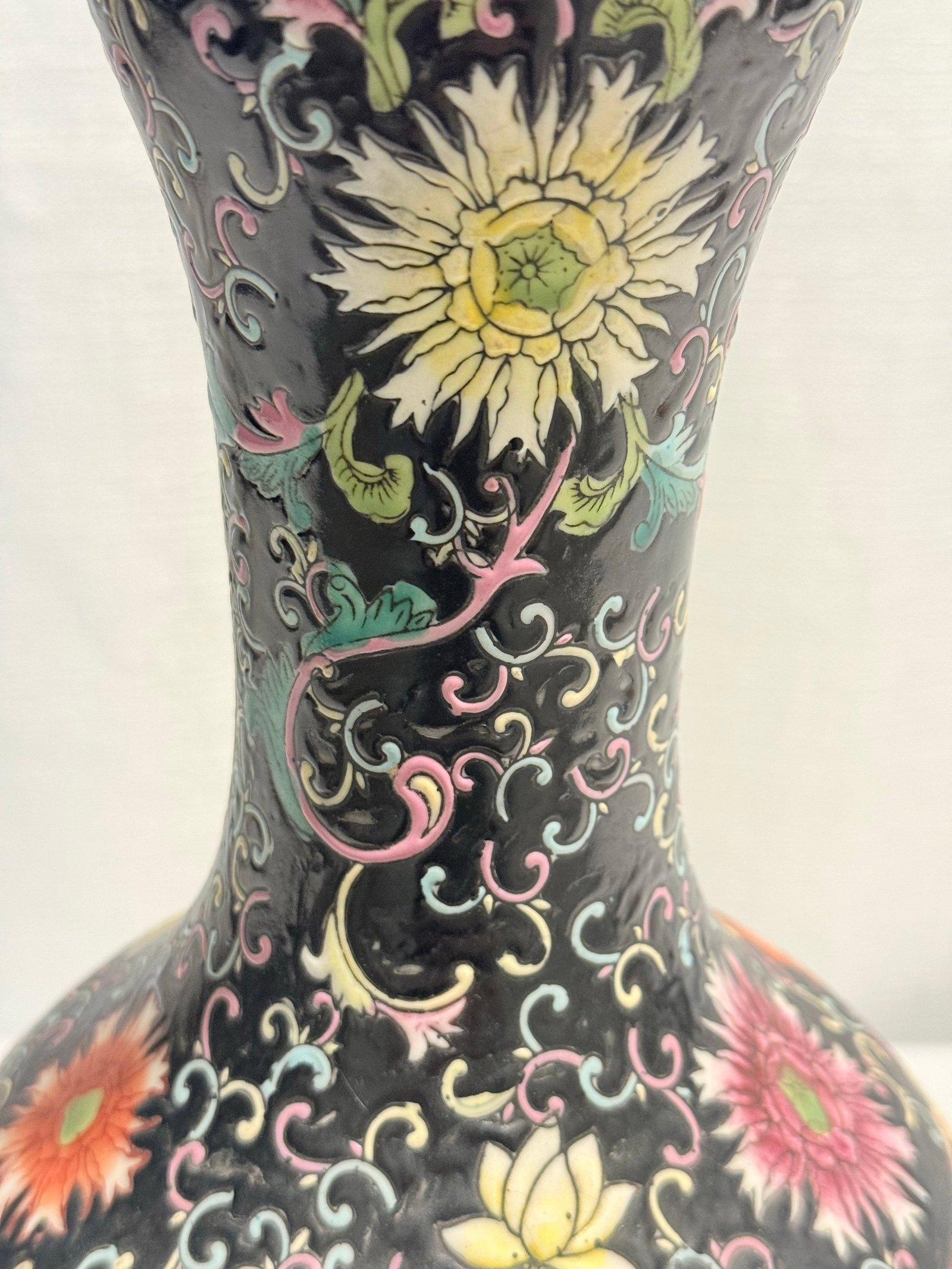 Vintage 14" Famille Noire & Rose "Boys at Play" Vase by Turtle and Crane - Chinoiserie Chic - 6