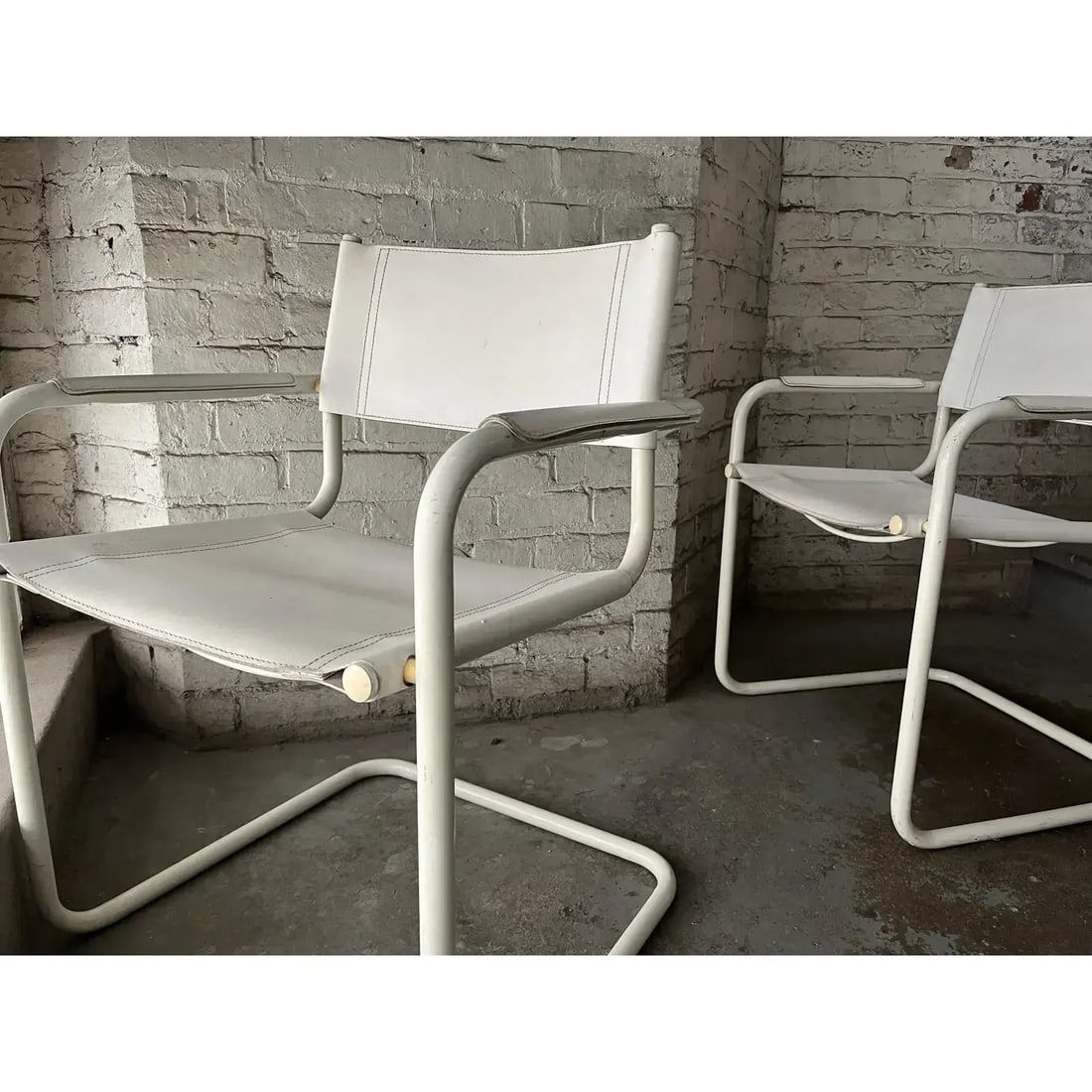 1980s Italian White Leather Cantilever Chairs Set of 2 Attributed to Mart Stam and Marcel Breuer - 5