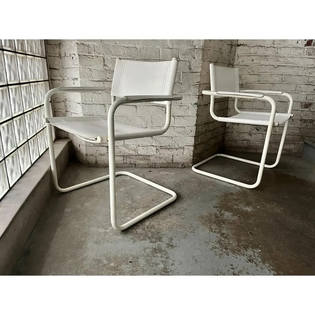 1980s Italian White Leather Cantilever Chairs Set of 2 Attributed to Mart Stam and Marcel Breuer - 6