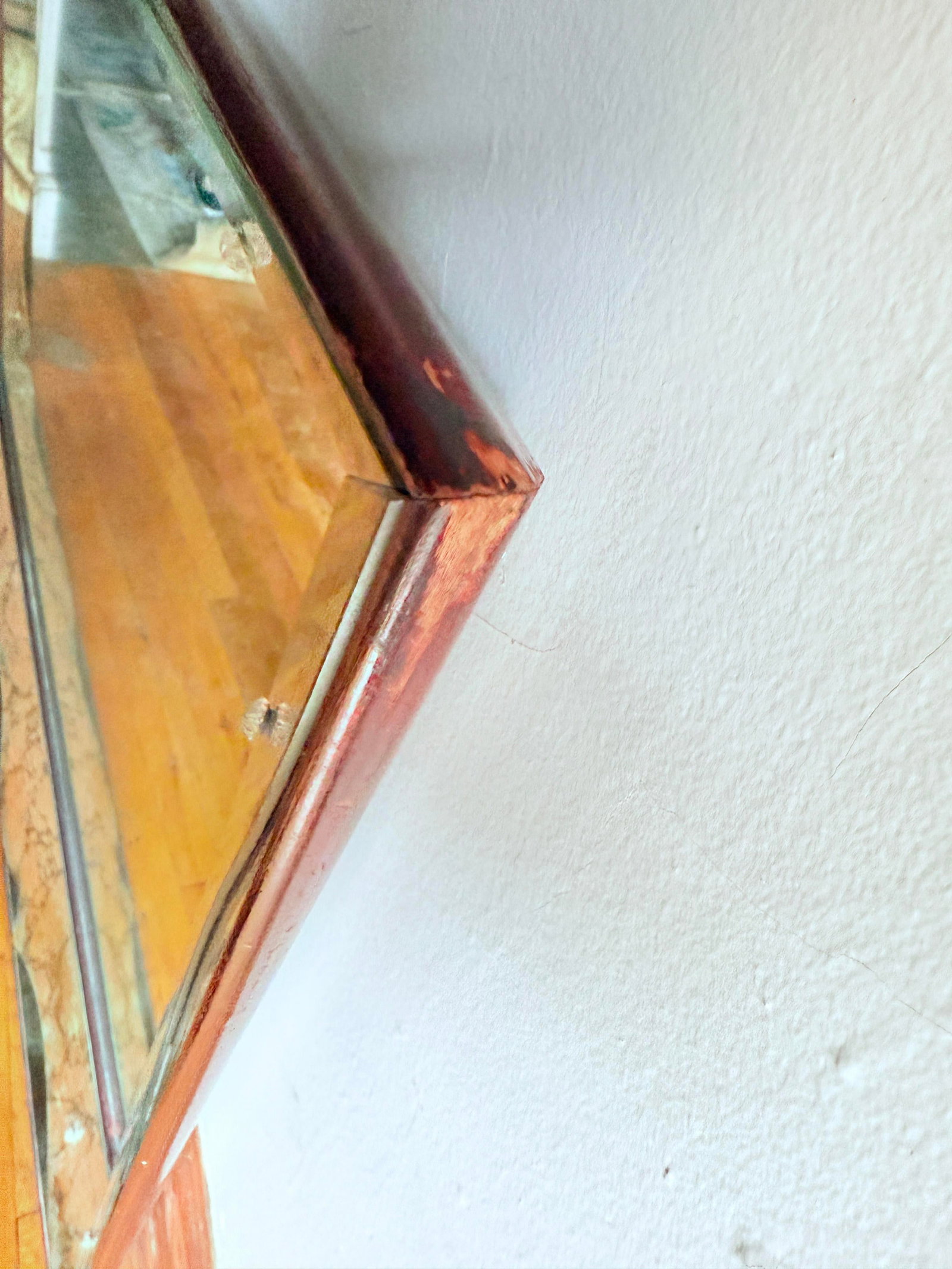 Vintage 1960s Venetian-Style Mirror With Etched Glass and Gold Gilt Frame - 12