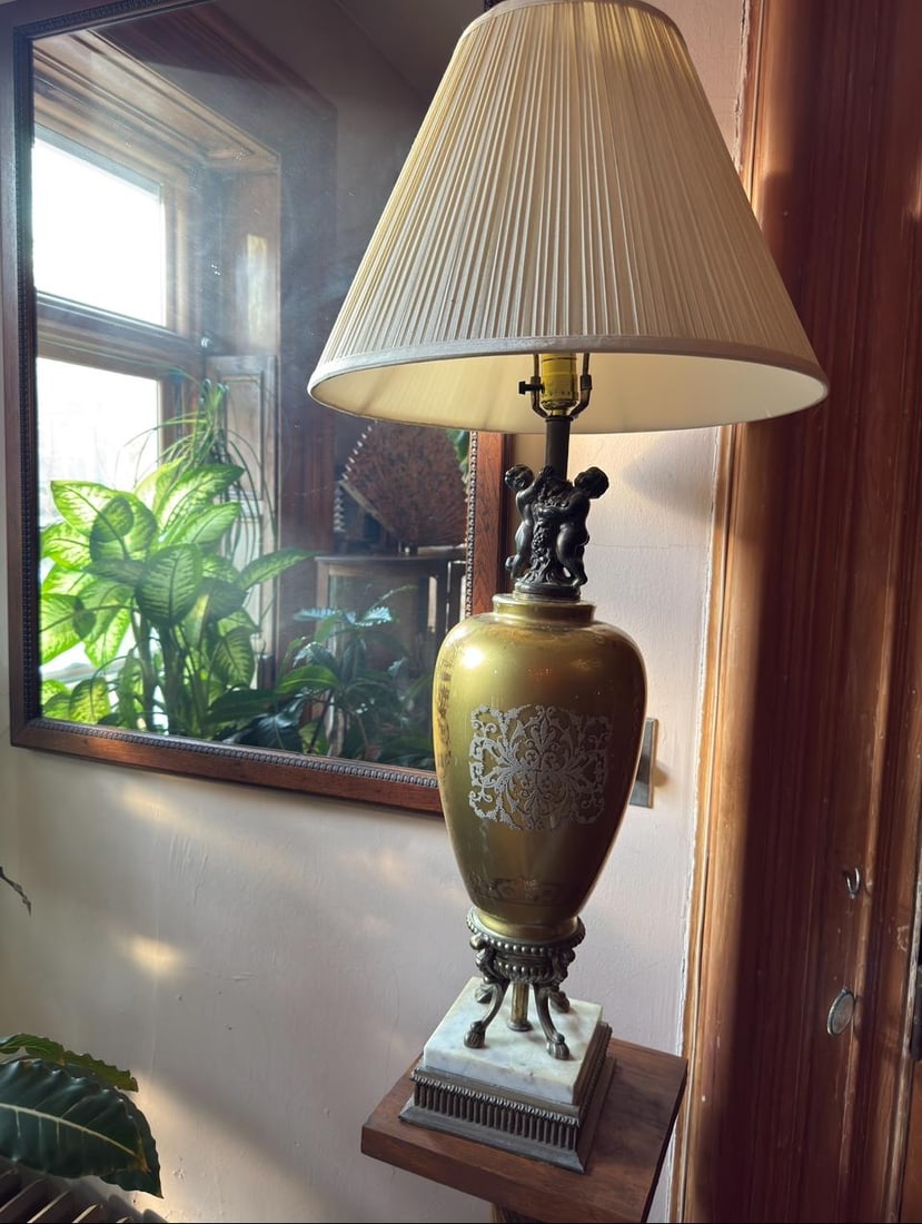 1950s Hollywood Regency Style Table Lamp - 11