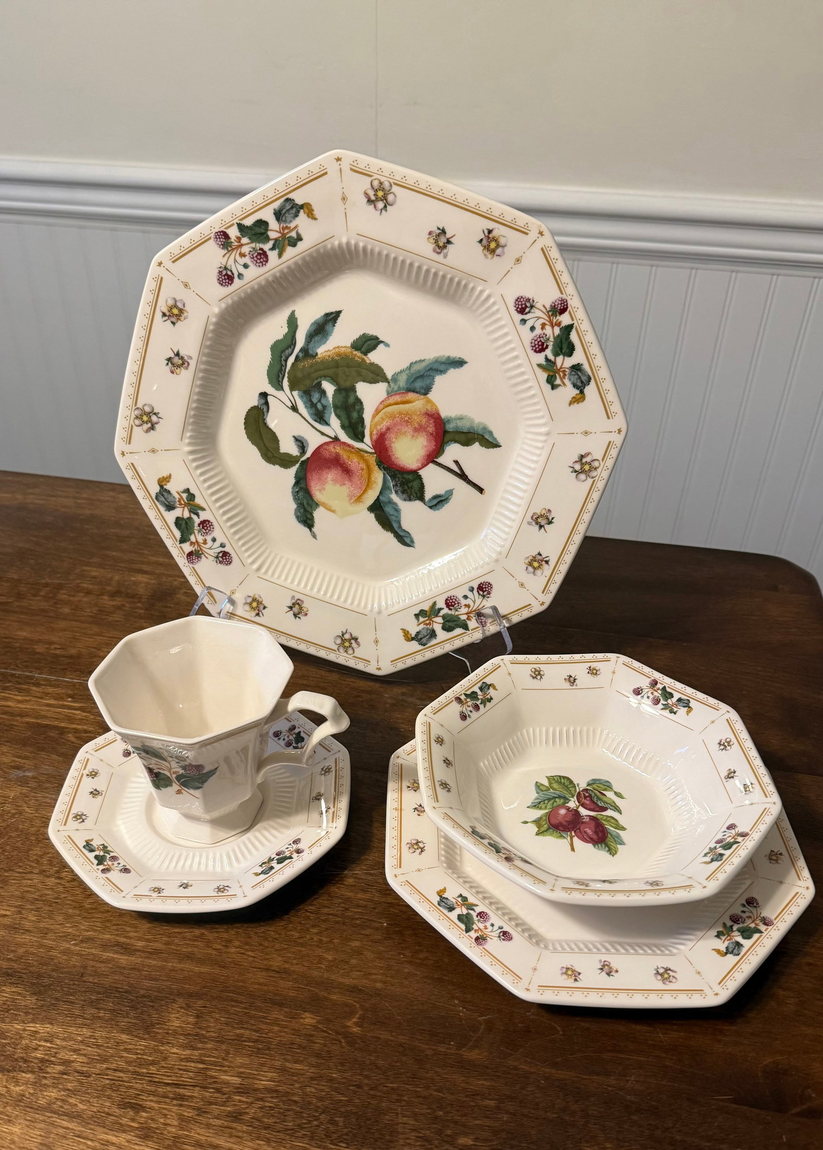 1980s Nikko Classic Collection "Orchard" Dinnerware - 4