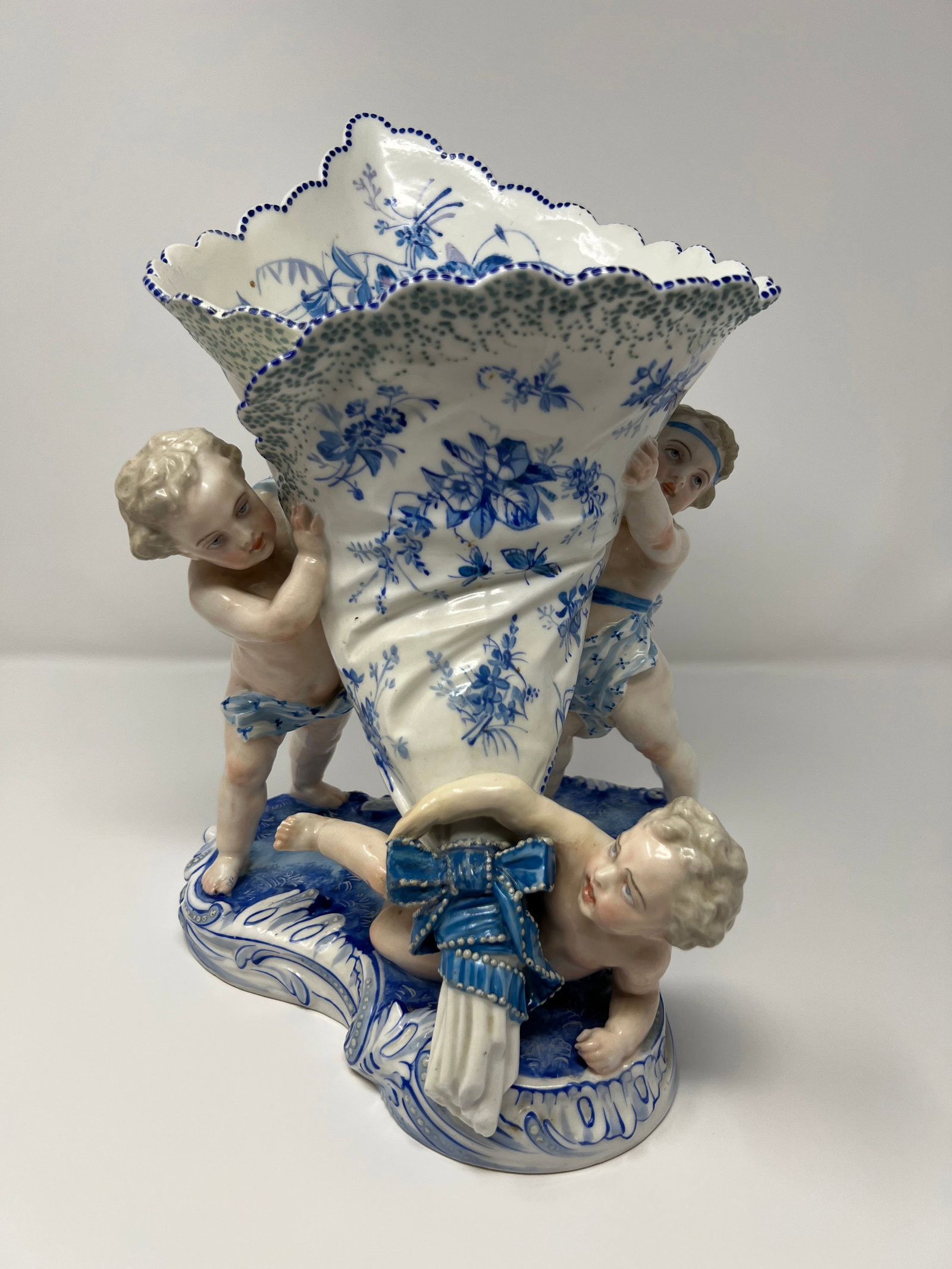 Antique Rococo-Revival Figural Spill Vase With Cherubs - 2