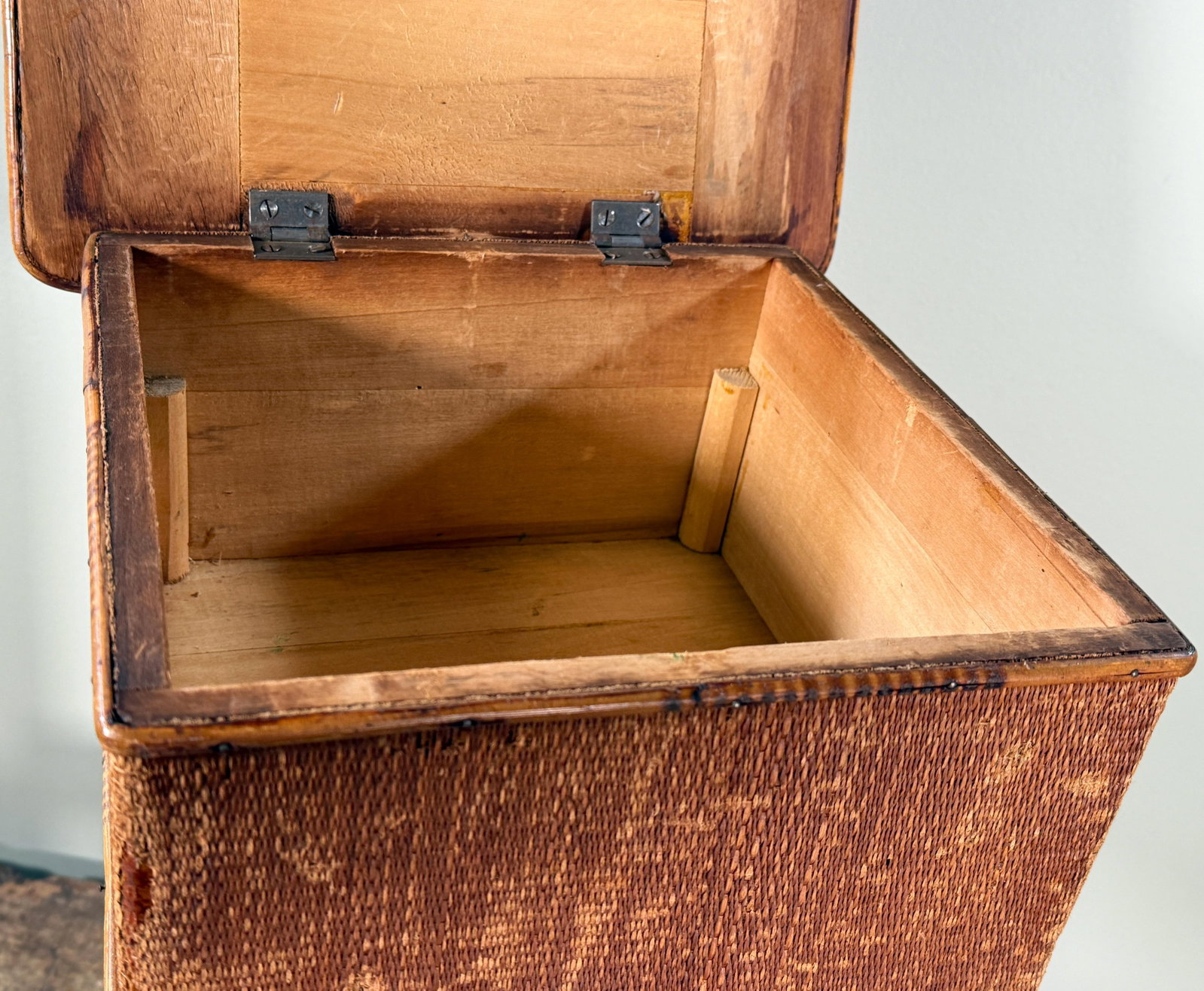 Antique Bamboo Sewing or Storage Stand With Lift Top Woven Case - 6
