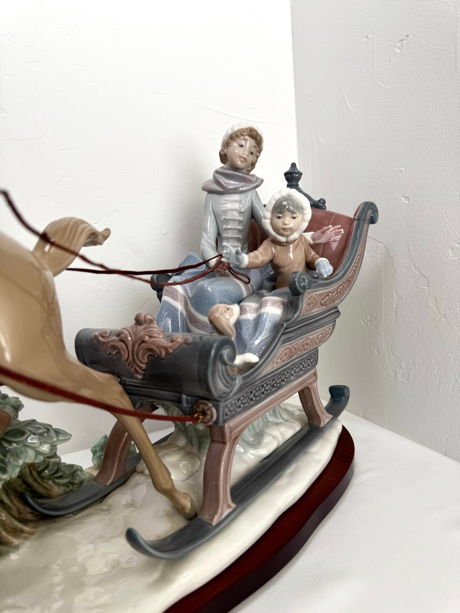 LladrÃ³ "Winter Wonderland" #1429 – Rare Christmas Reindeer & Sleigh Figurine - 12