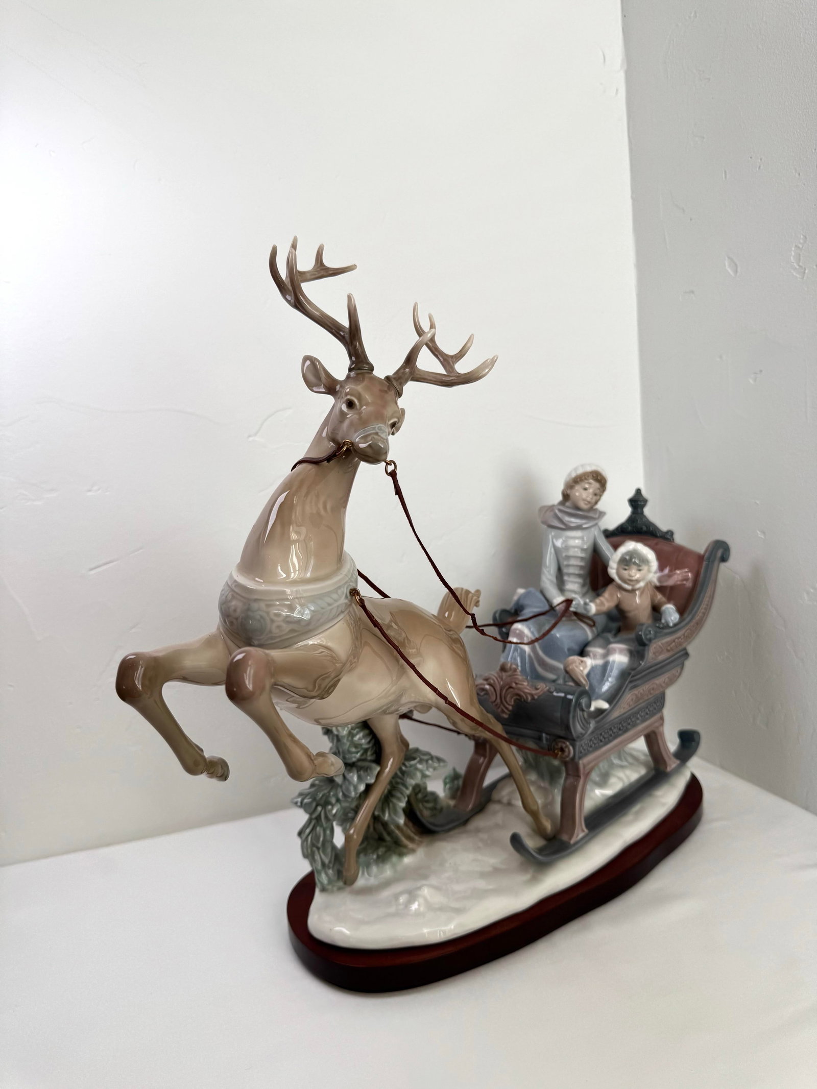 LladrÃ³ "Winter Wonderland" #1429 – Rare Christmas Reindeer & Sleigh Figurine - 4