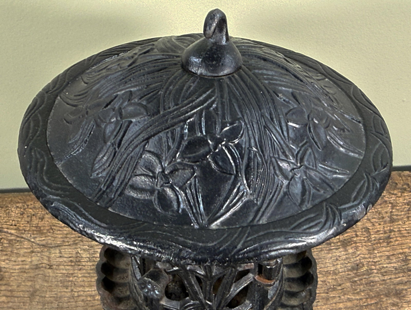 Chinese Cast Iron Garden Lantern With Hanging Finial and Iris Relief - 5