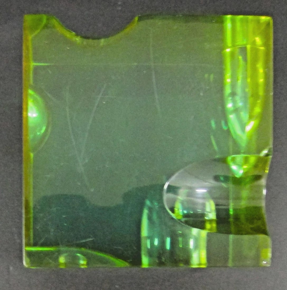 1960s Mid-Century Optical Light and Space Sculpture Green Lucite Cube Attributed to Roz Stroll - 11