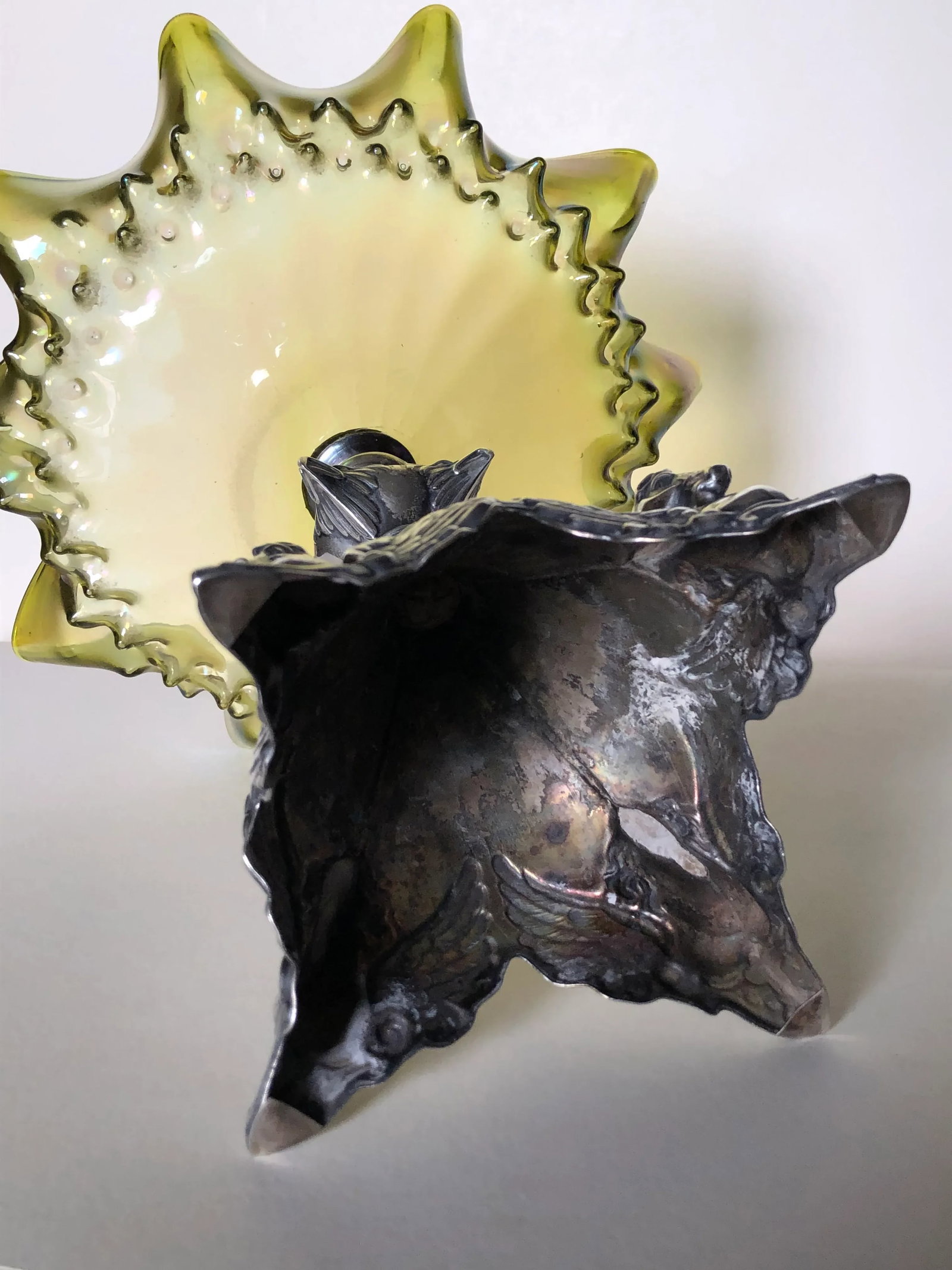 Antique Austrian Loetz-Style Art Glass Centerpiece With 800 Silver Pegasus Mount - 9