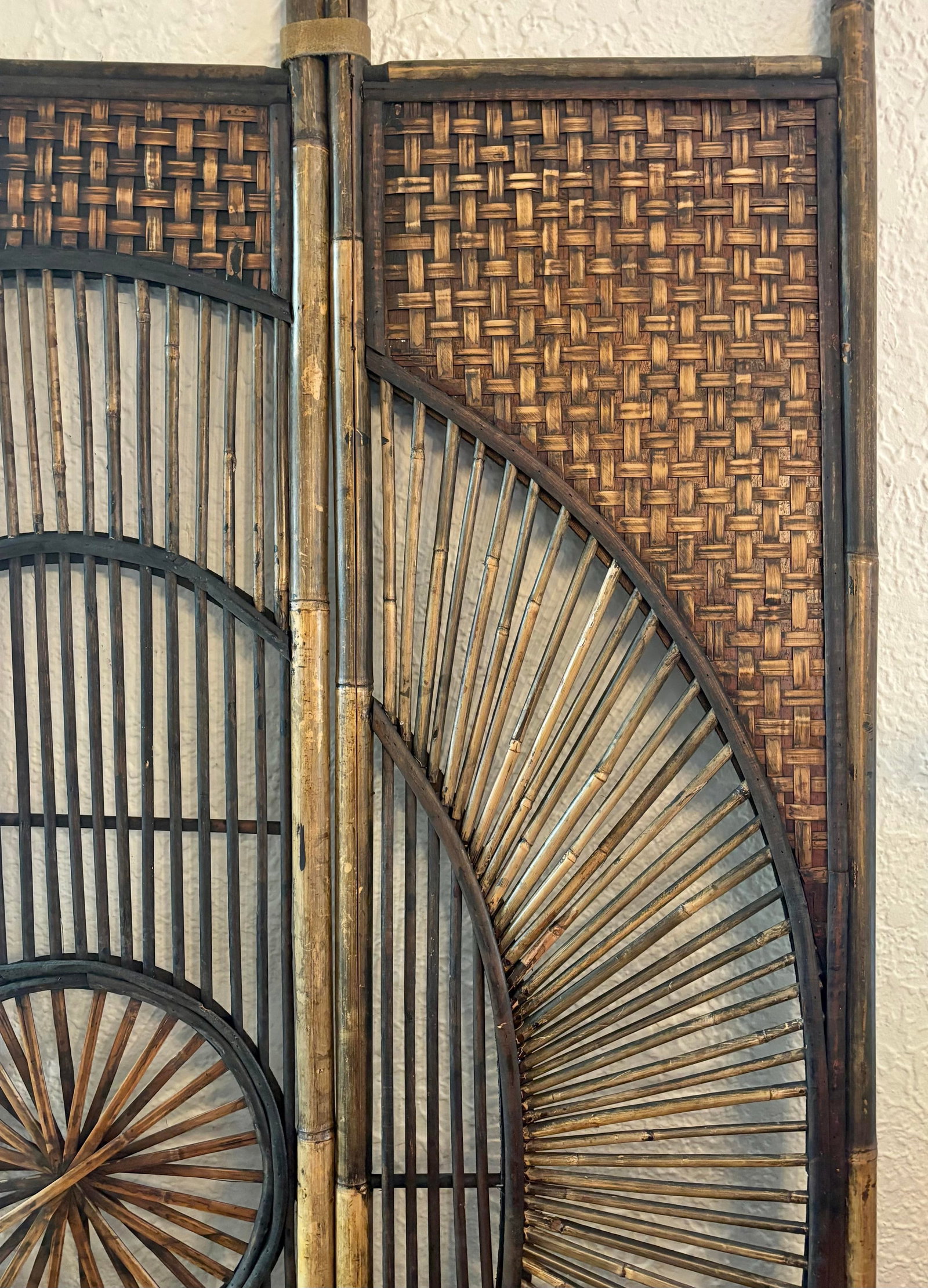 Mid 20th Century Bamboo Wicker Sunburst Folding Room Divider Screen, 3 Panel - 5