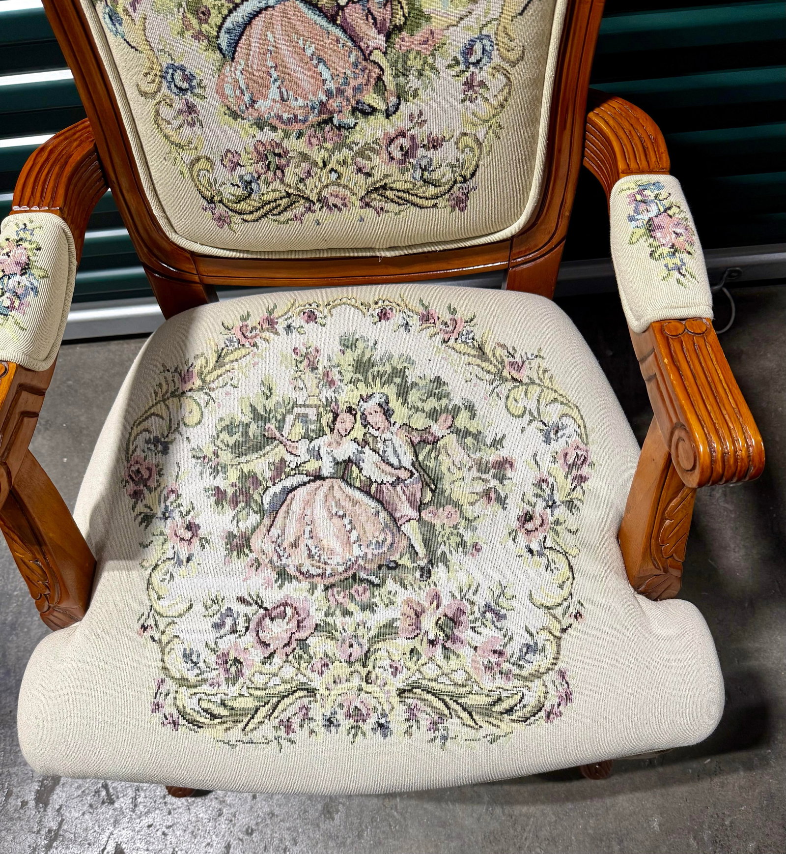 Late 20th Century Louis XV French Provincial Parlor Chair - 5
