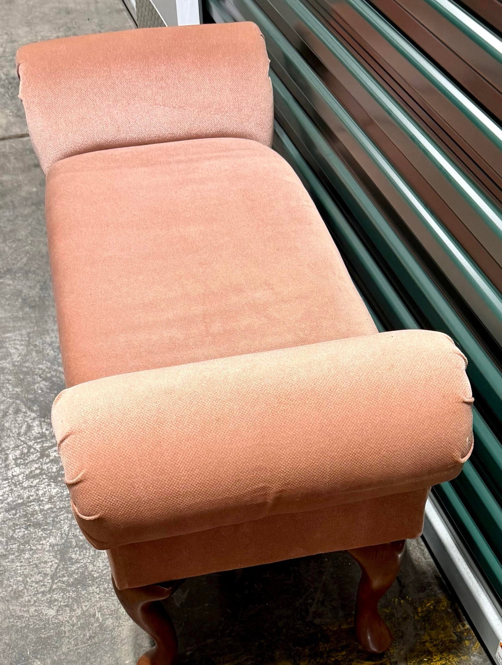 Mid 20th Century Dusty Pink Rolled Arm Accent Bench - 7