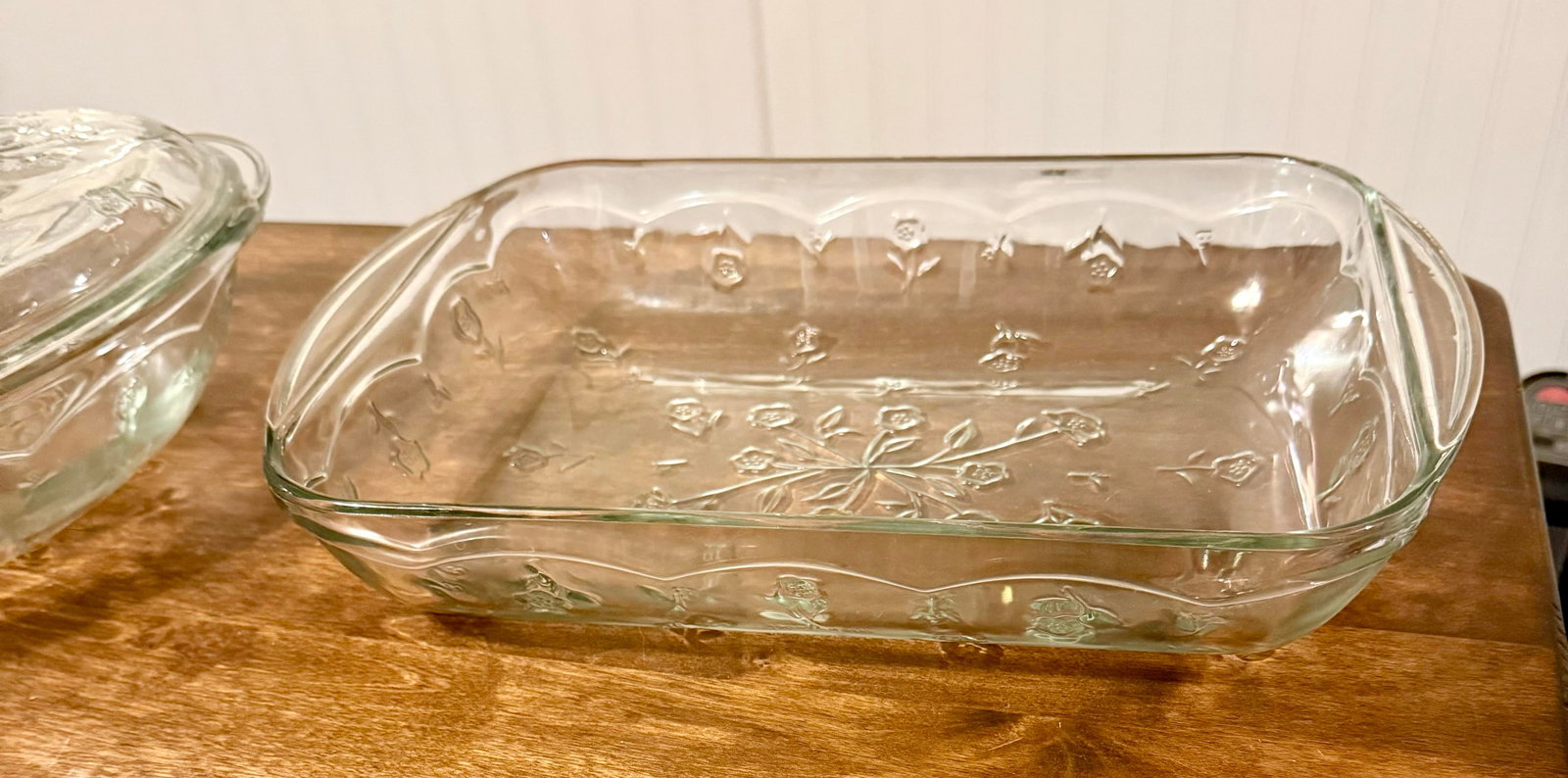 Mid 20th Century Anchor Hocking Savannah Bakeware Set - 4pcs - 7