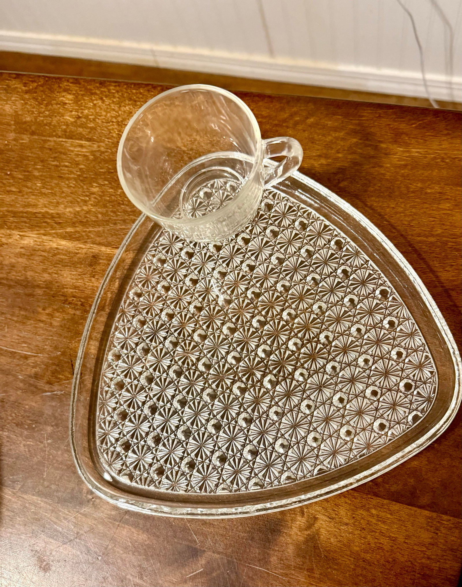 Mid 20th Century Indiana Glass Daisy and Button Pattern Snack Plates and Cups - Set of 7 - 11