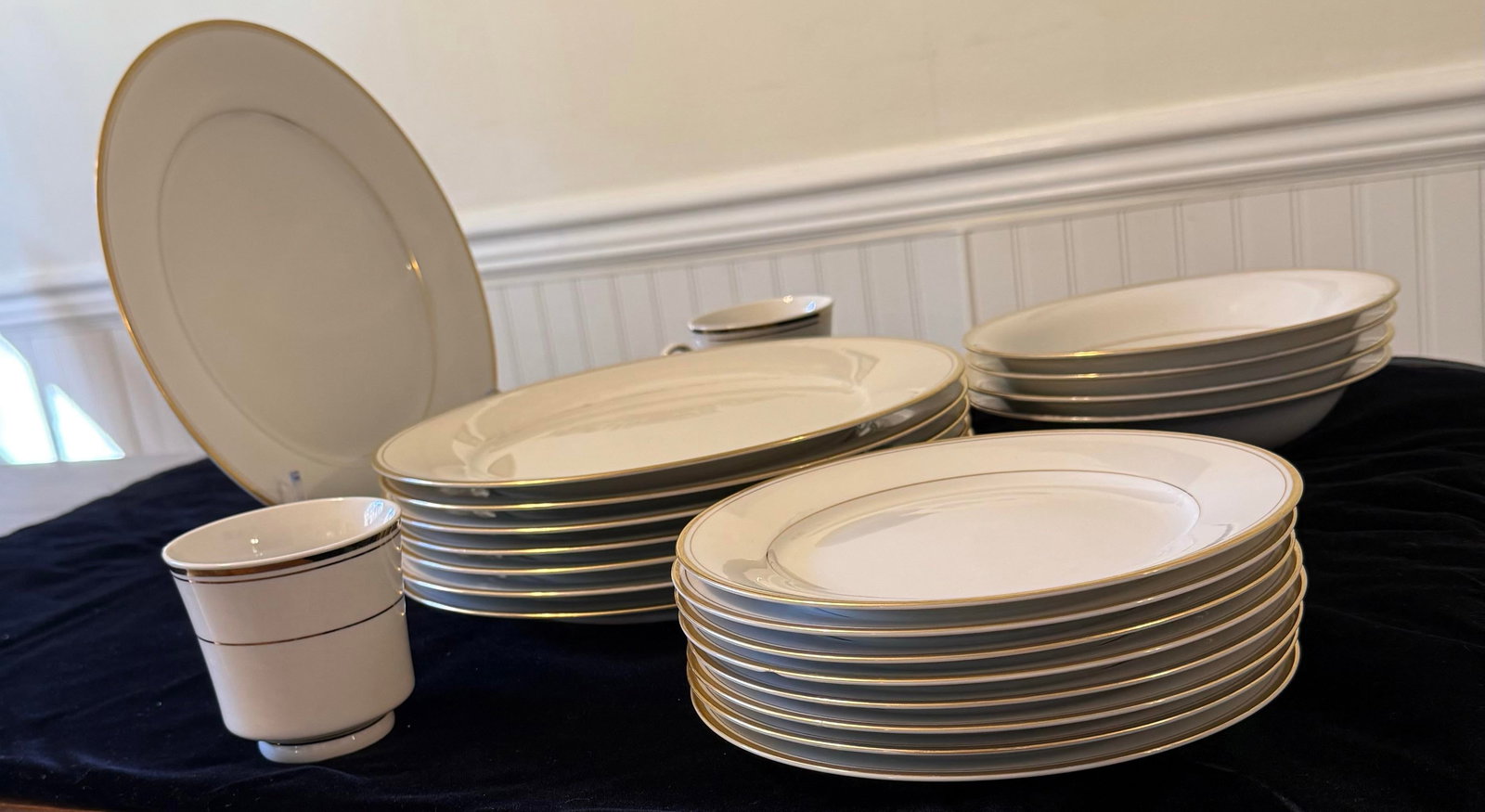 Mid 20th Century Noritake China Goldart Dishes - 22pcs - 9