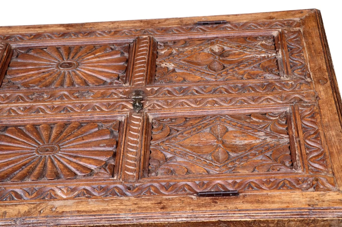 1970s Rustic Brown Reclaimed Teak Wood Coffee Table – 1 Piece - 2
