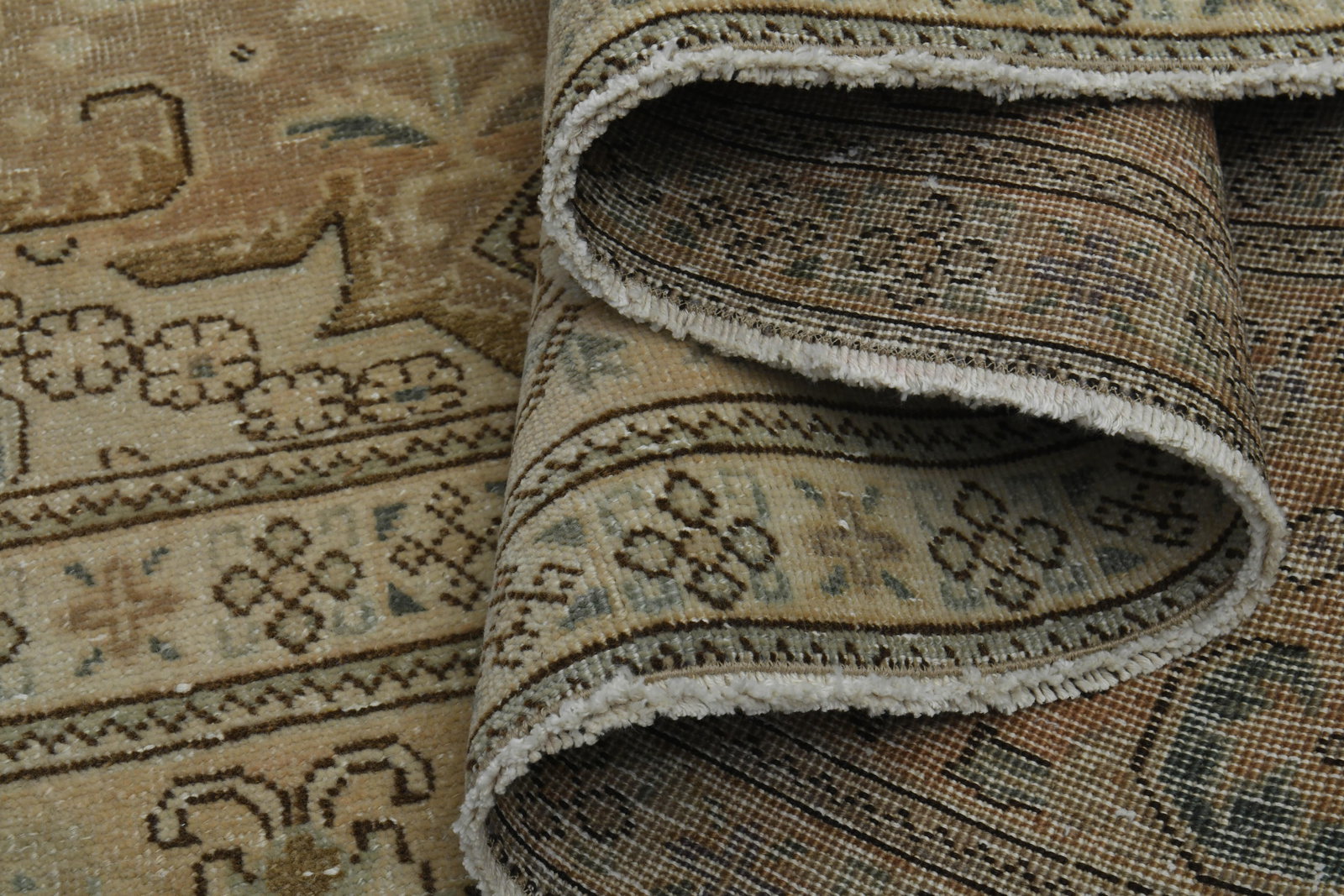 1970s Vintage Persian Handknotted Wool Brown Oversize Area Rug - 2