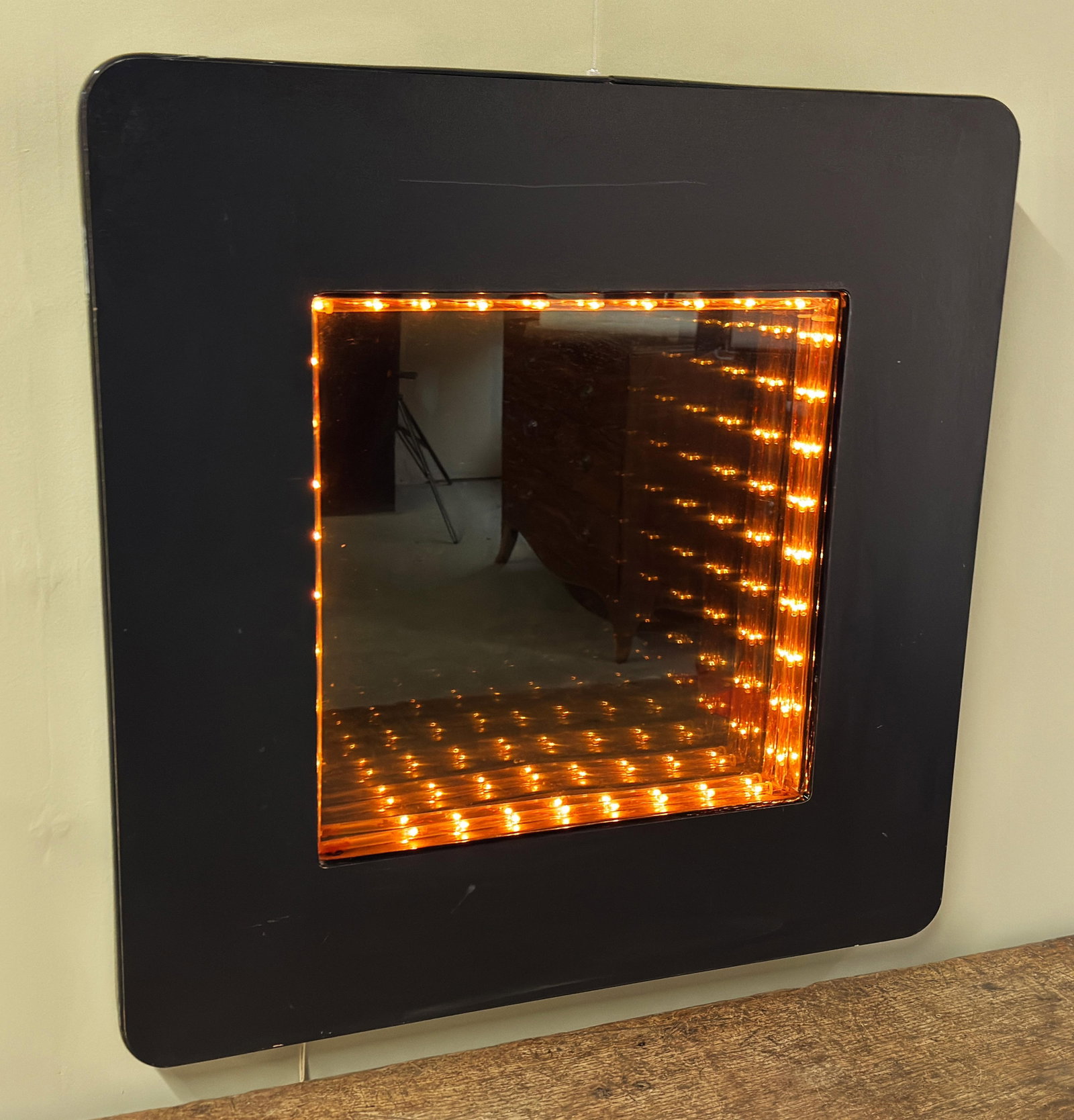 Vintage c.1970's/80's Infinity Mirror Wall Light in Matte Black - 3
