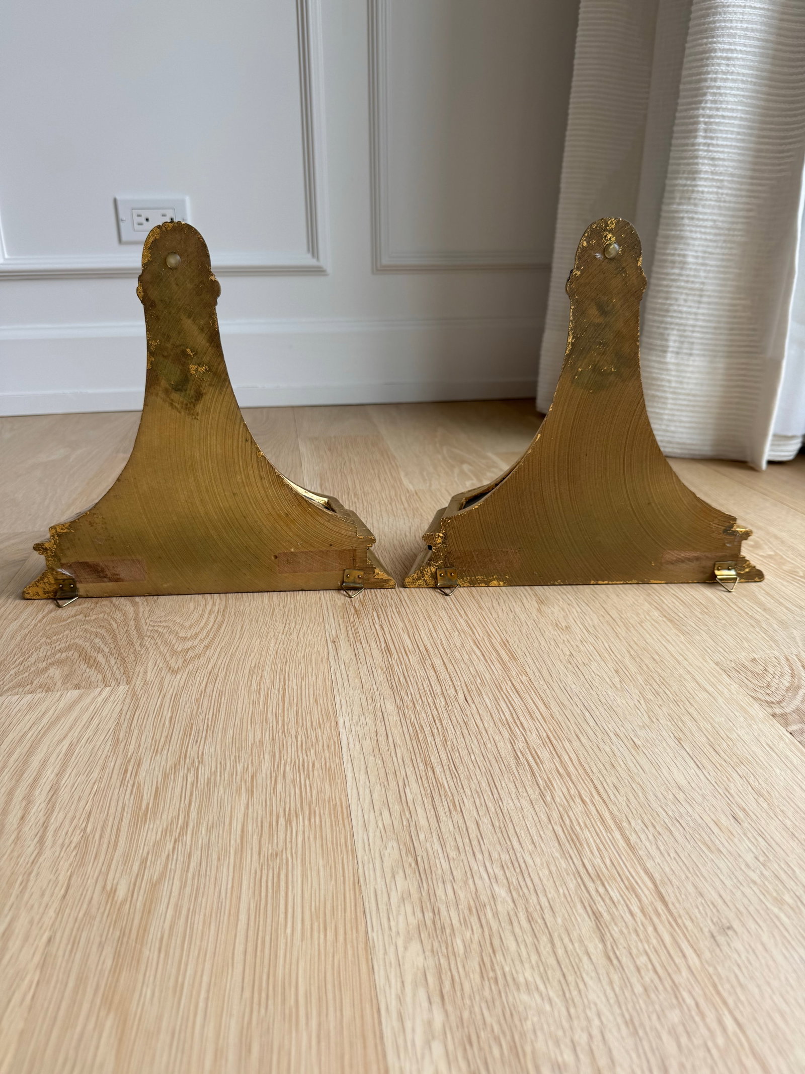 Pair of Large Vintage Gilt & Ebonized Wood Wall Brackets - 7