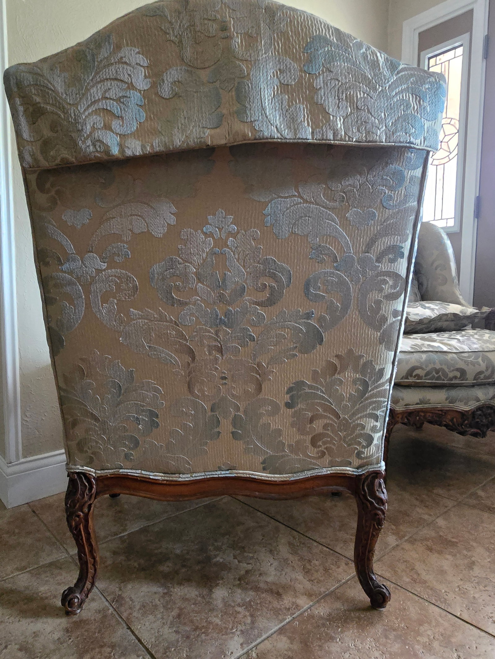 Pair of Early 18th Century Bergere Armchairs, Hand-Carved Walnut, Made in France - 13
