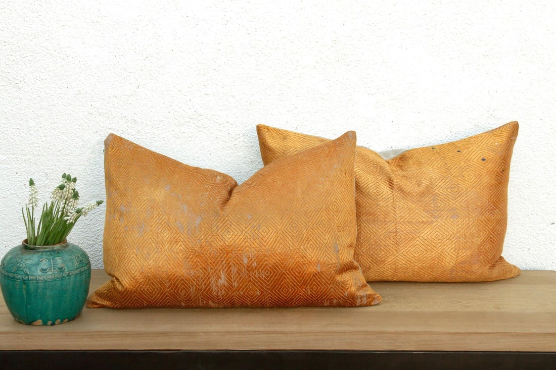 Maharaja's Accord, Set of 2 Heirloom Bagh Phulkari Pillows - 2
