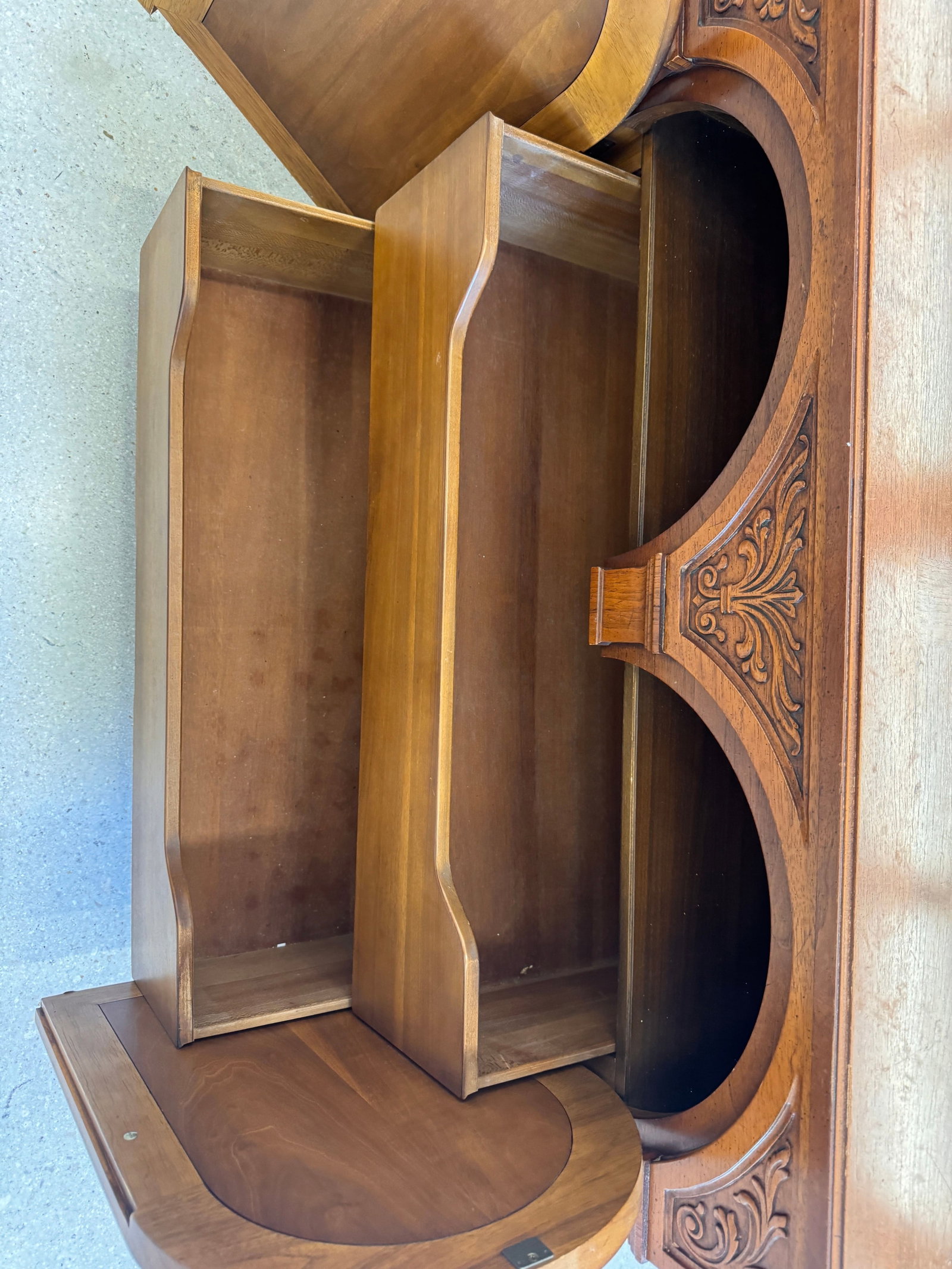 Vintage French Louis XVI Style Buffet Credenza, 1960s – Regency Style Cabinet - 5